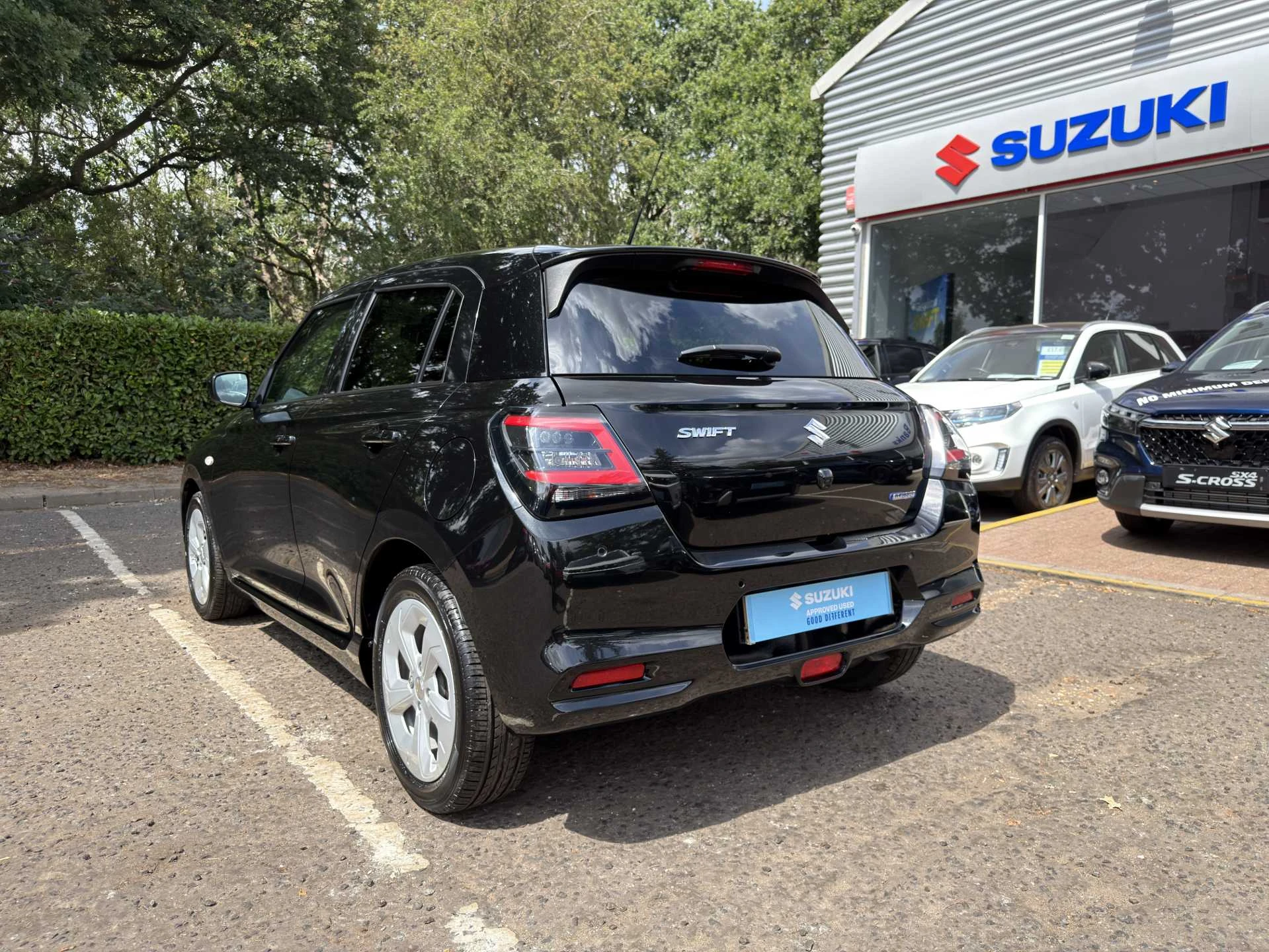 Vehicle image 3