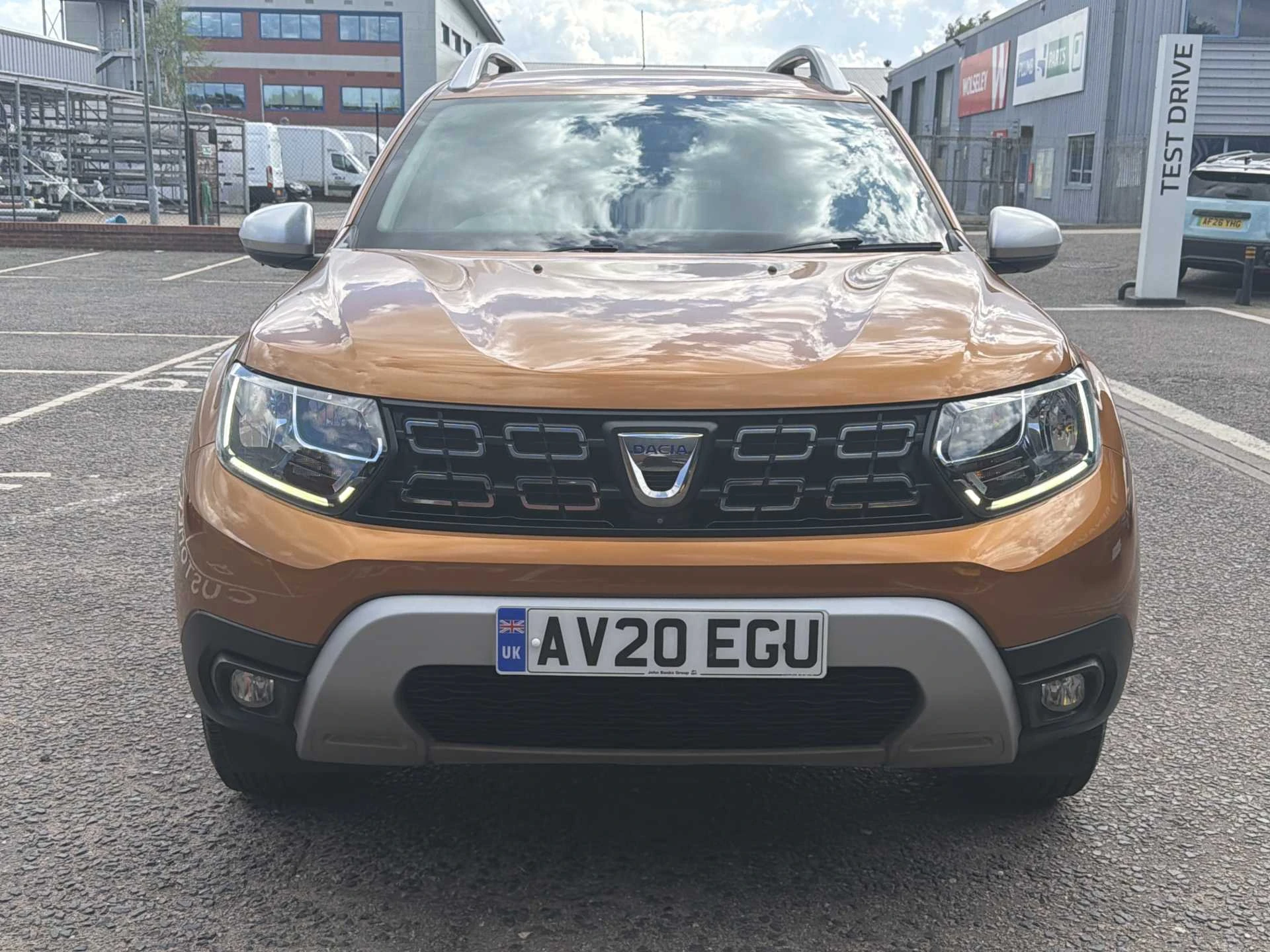 Vehicle image 6