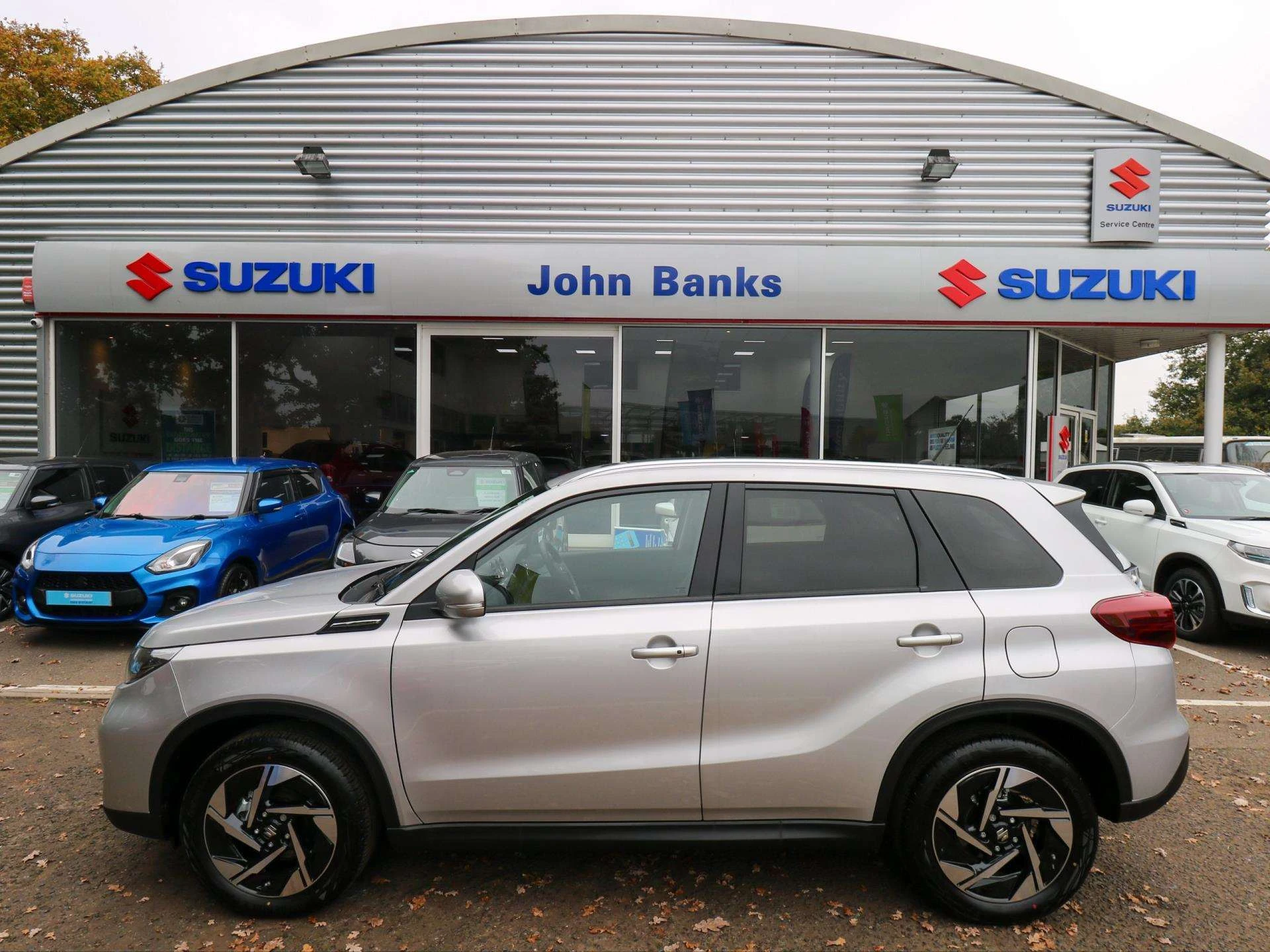 Vehicle image 4