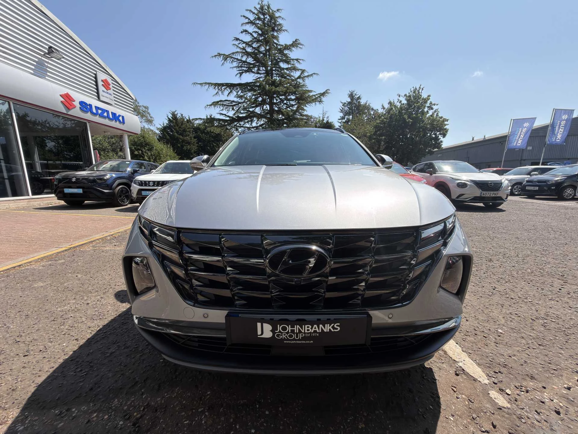 Vehicle image 6