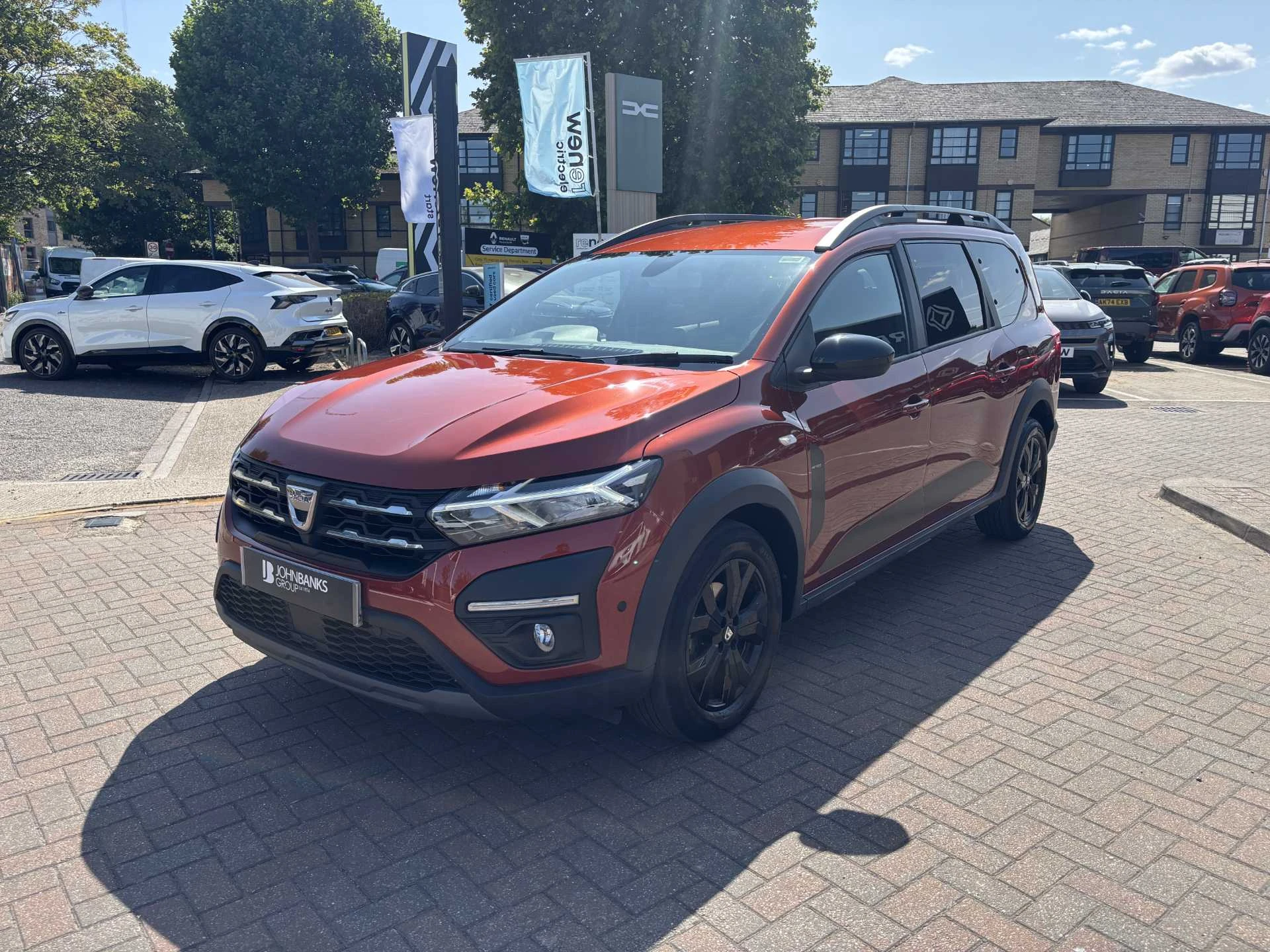 Vehicle image 7