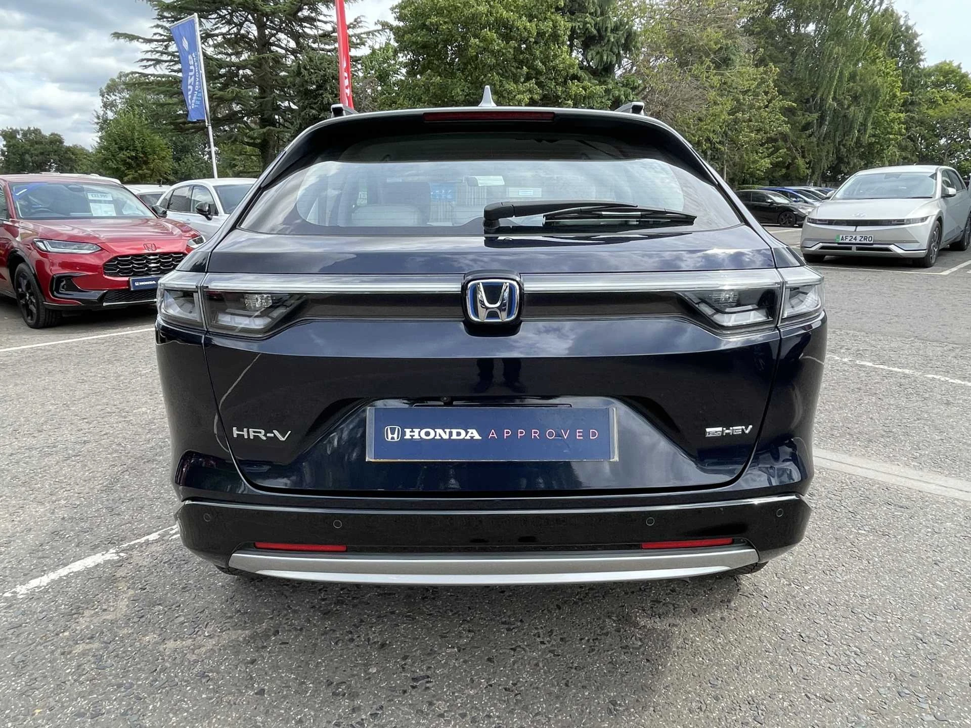 Vehicle image 7