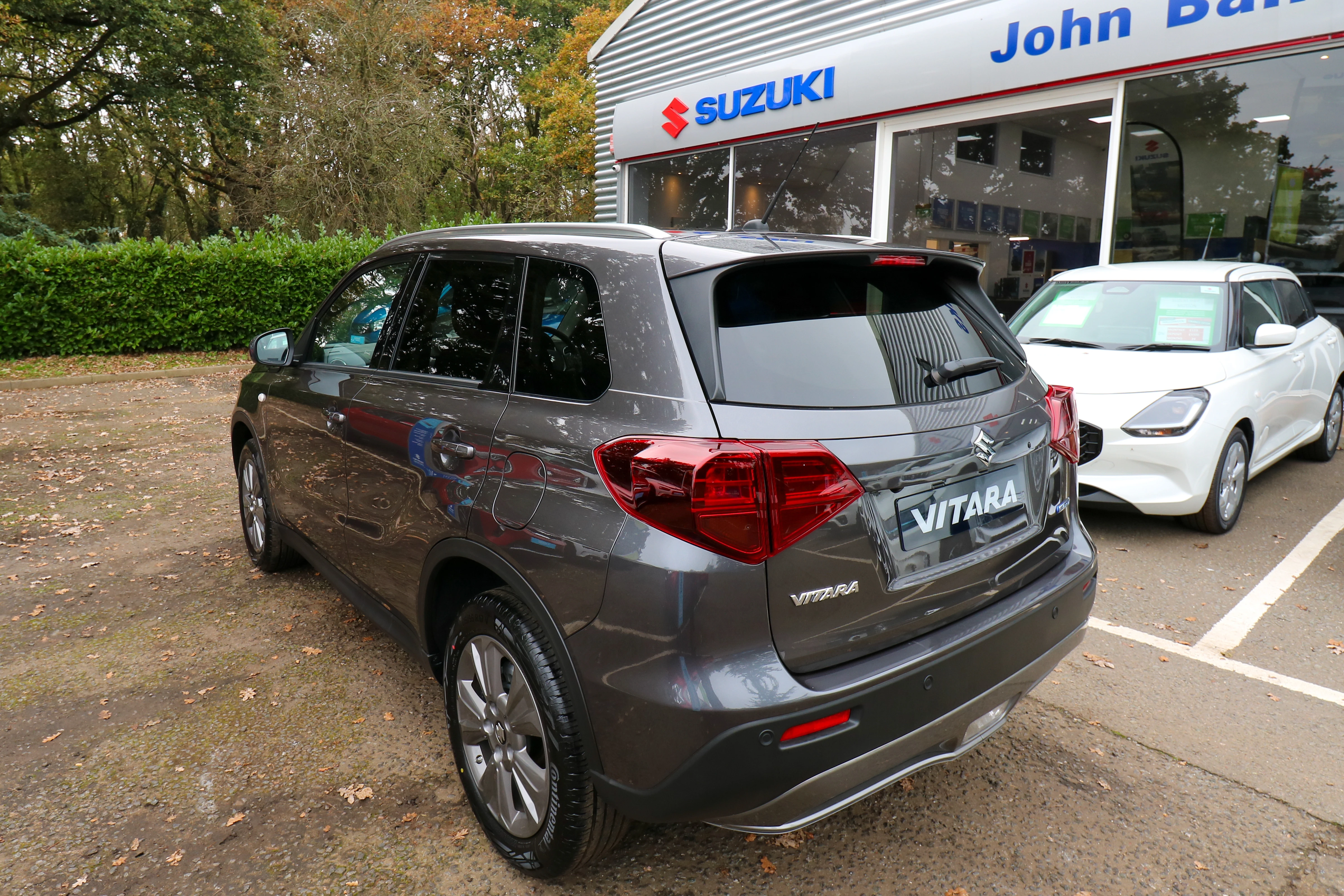Vehicle image 4