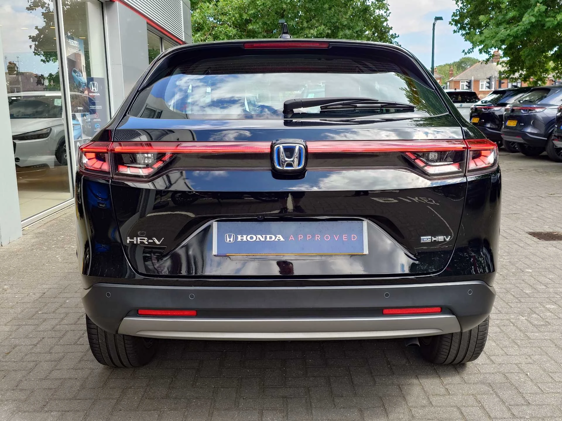 Vehicle image 7
