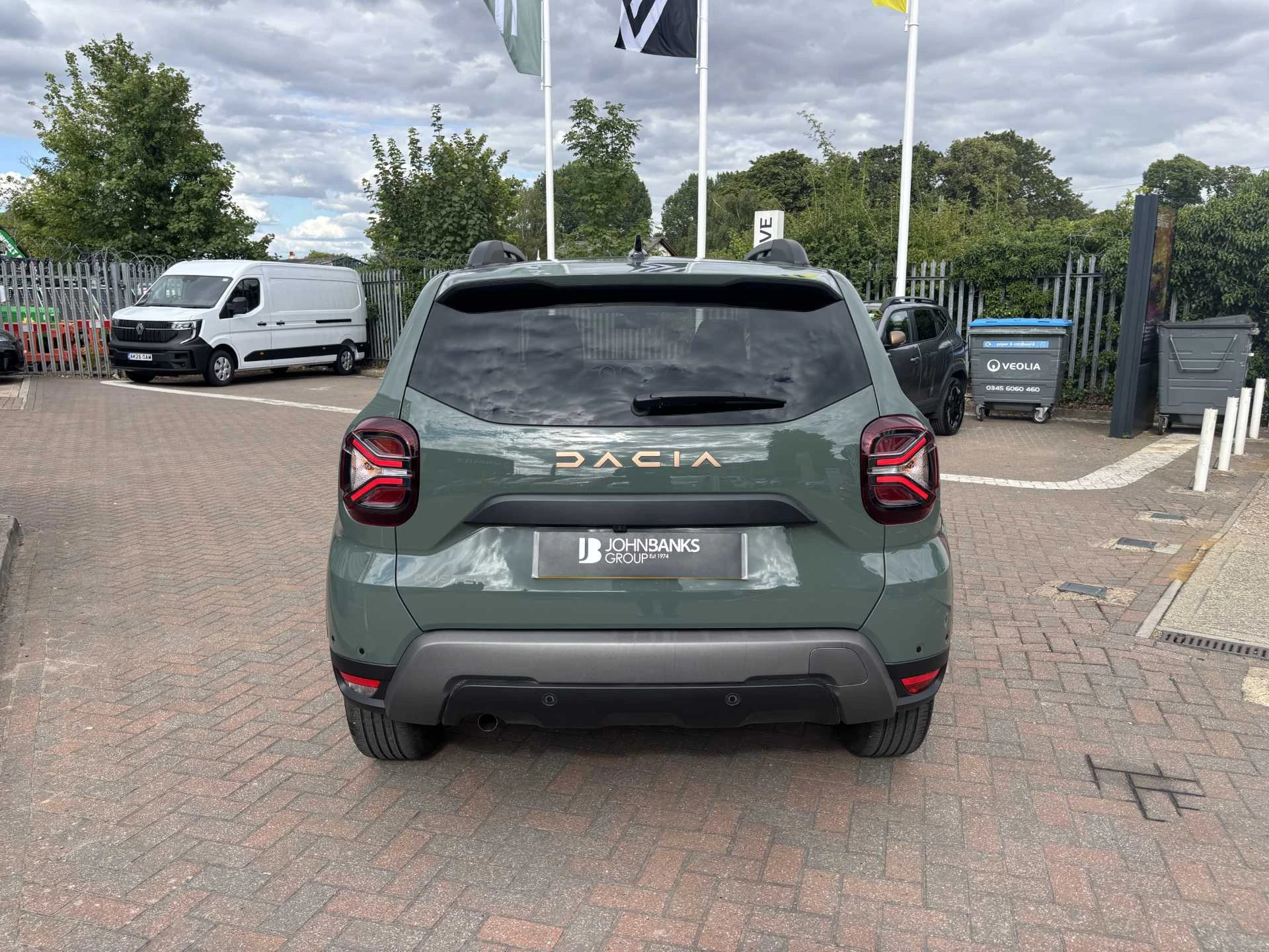 Vehicle image 3