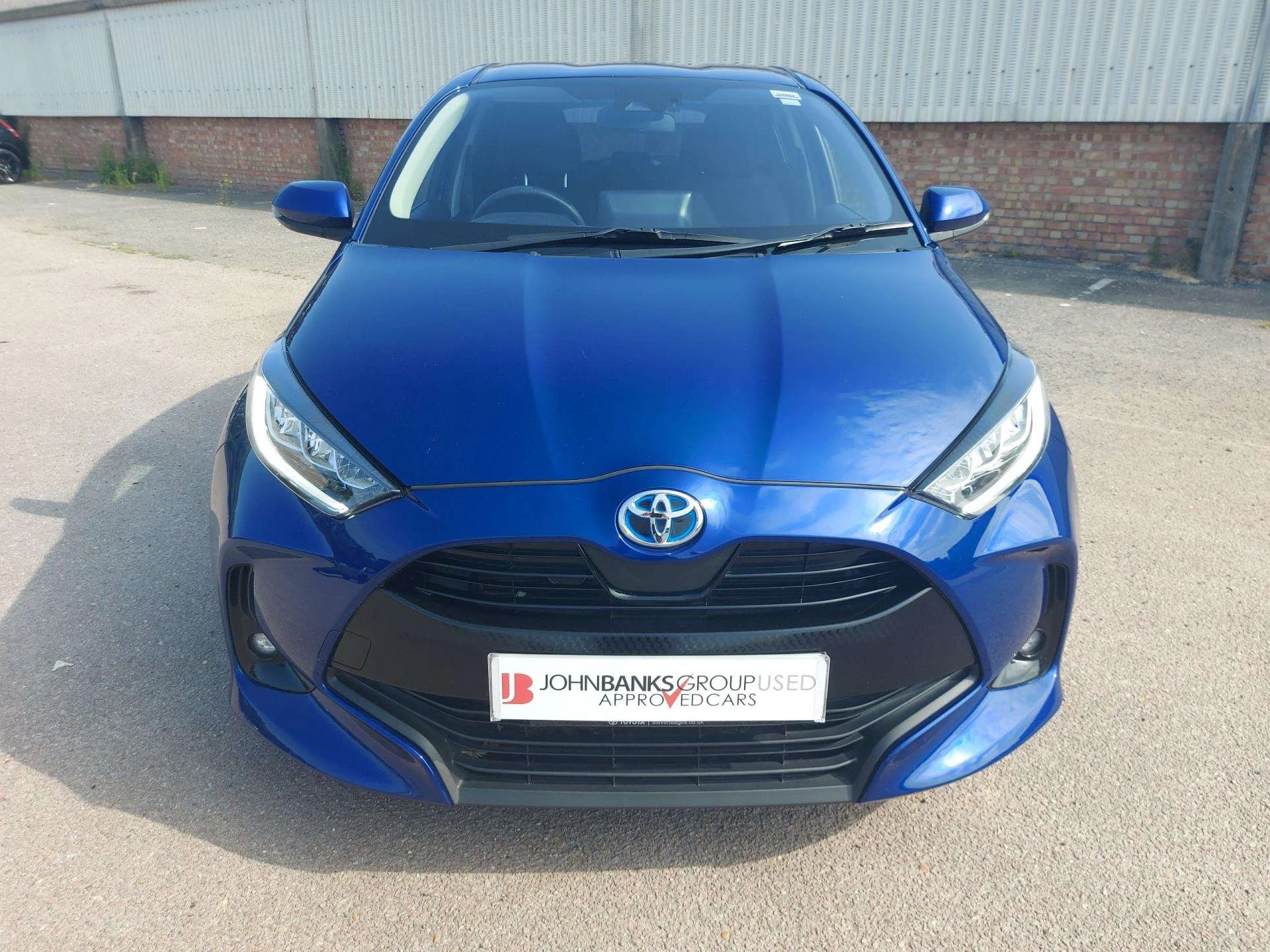 Vehicle image 2