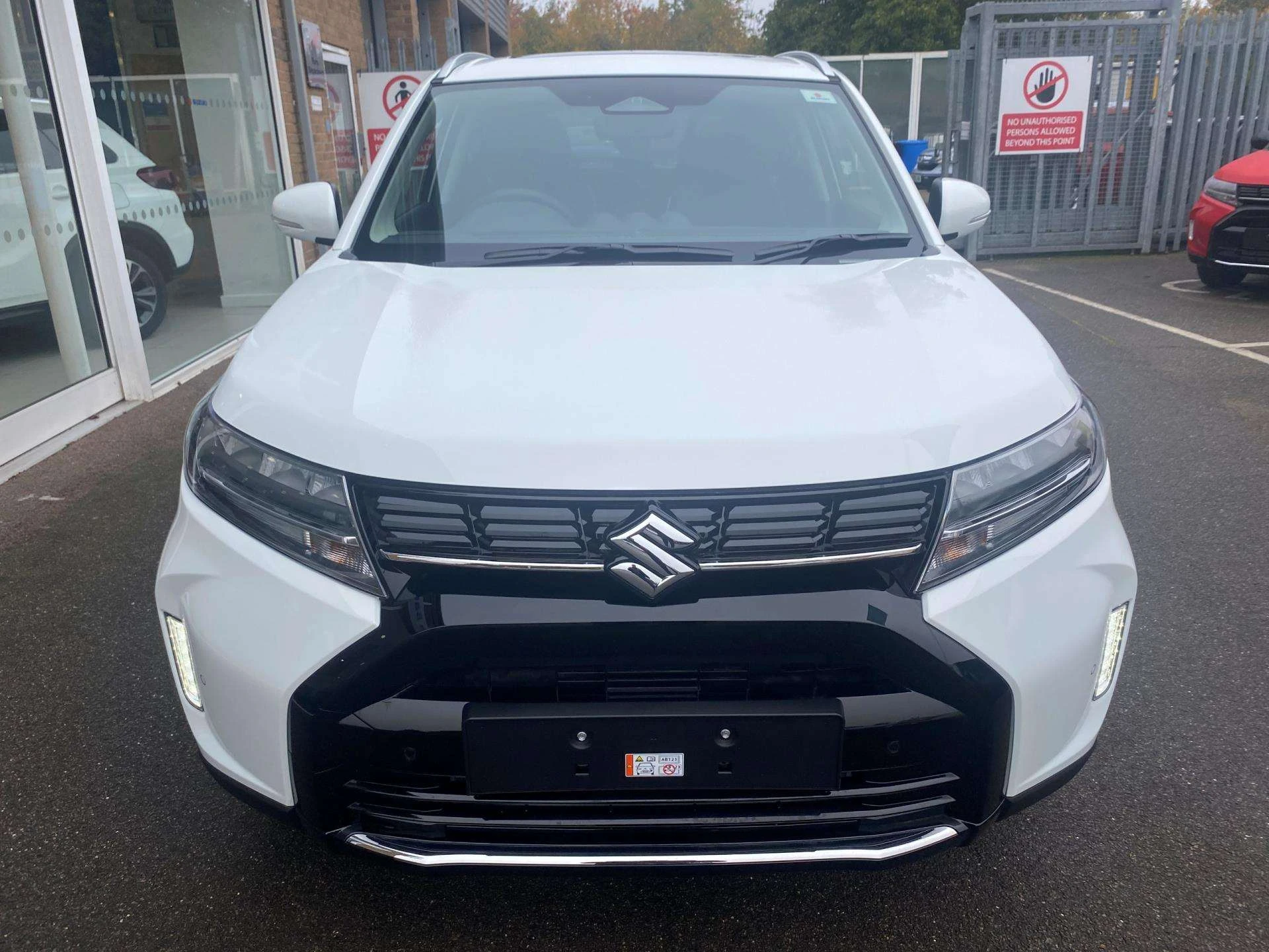 Vehicle image 4