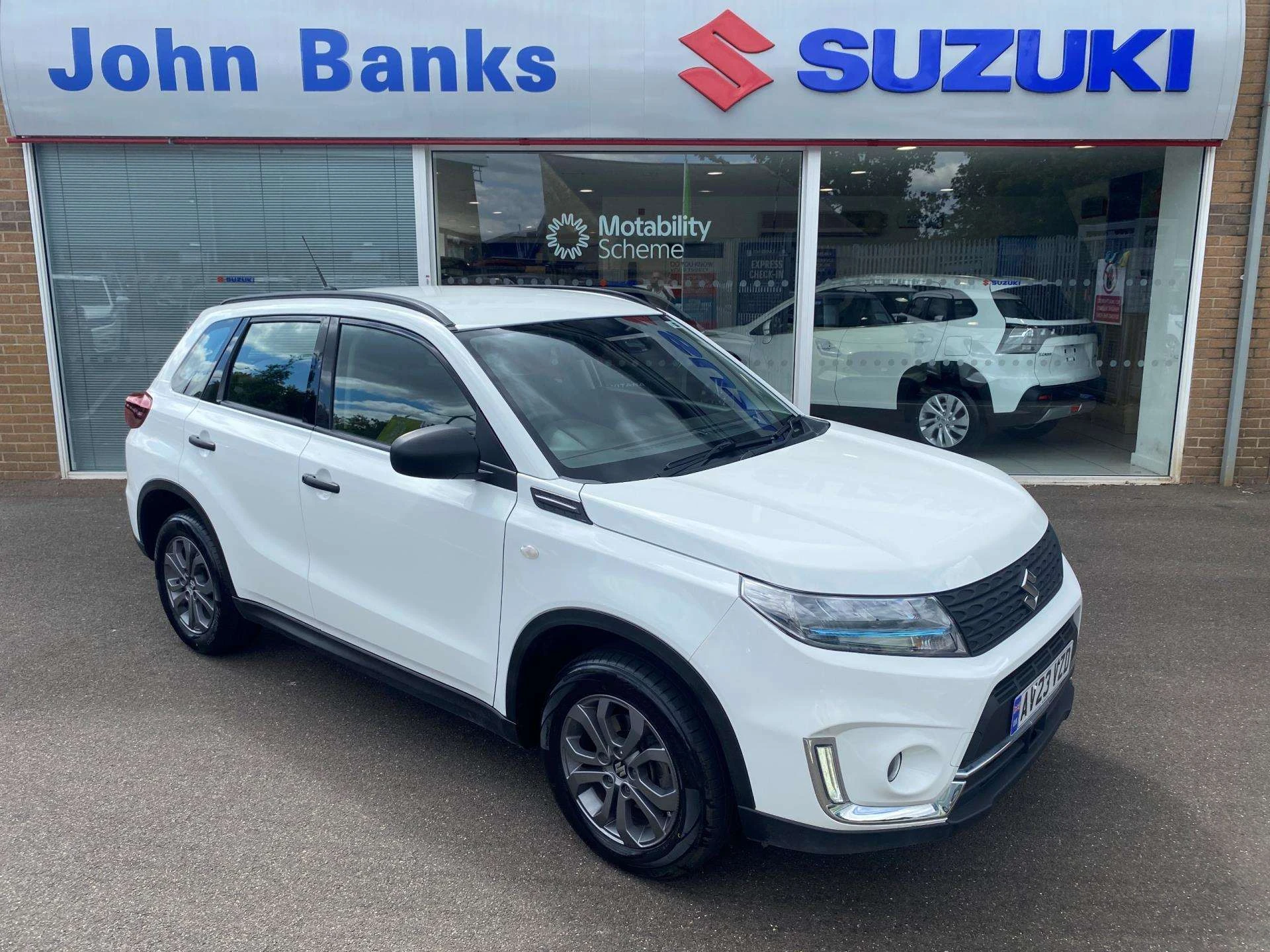 Vehicle image 3