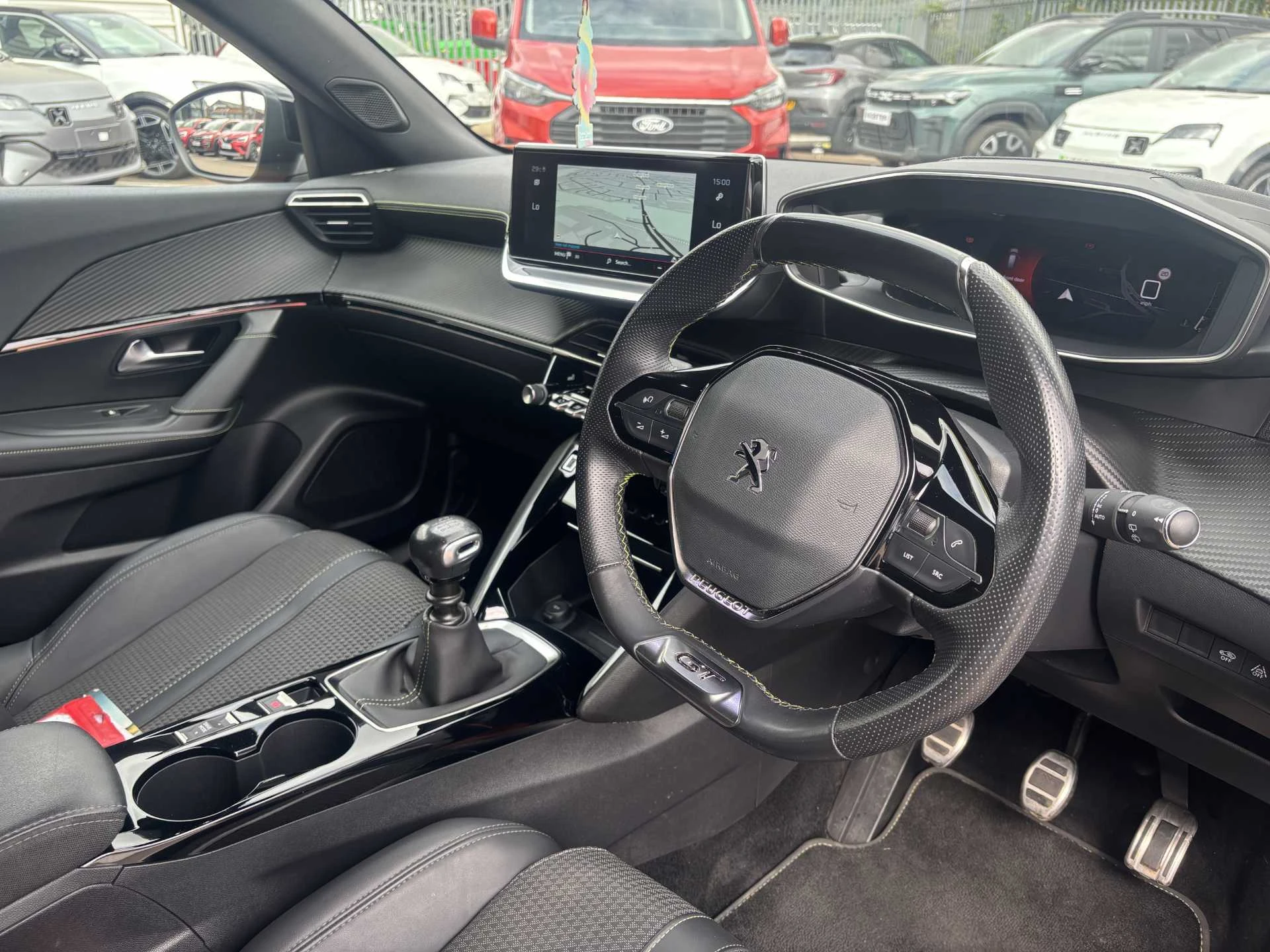Vehicle image 4
