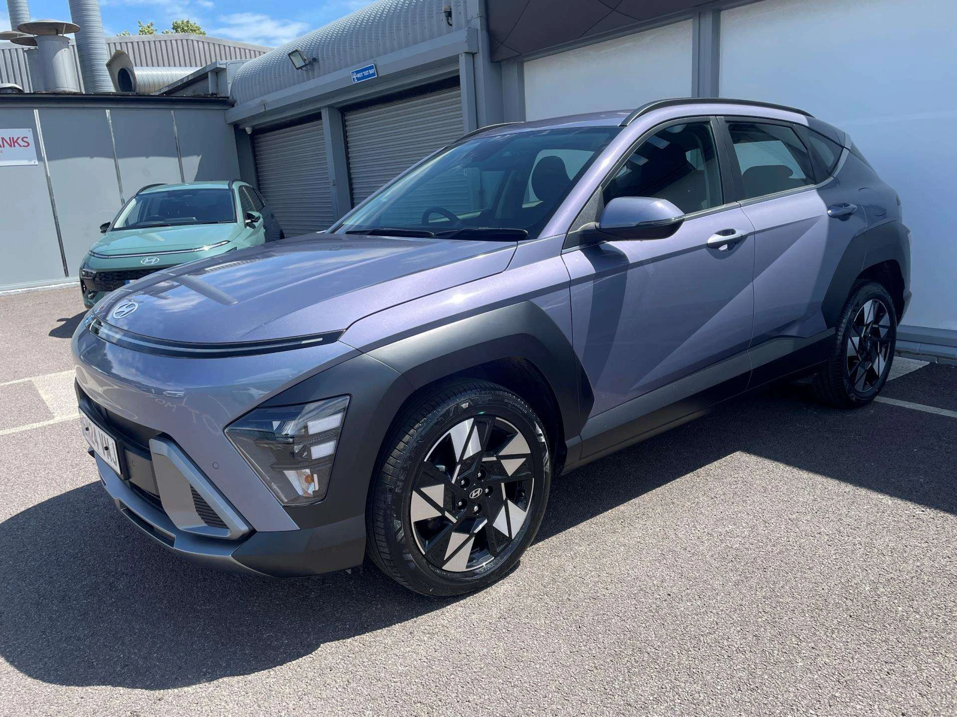 Vehicle image 6