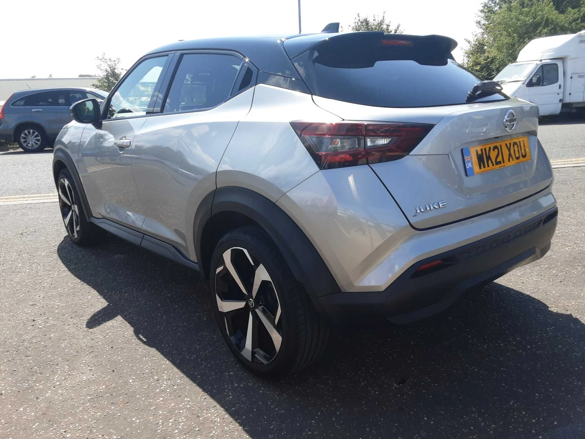 Vehicle image 7