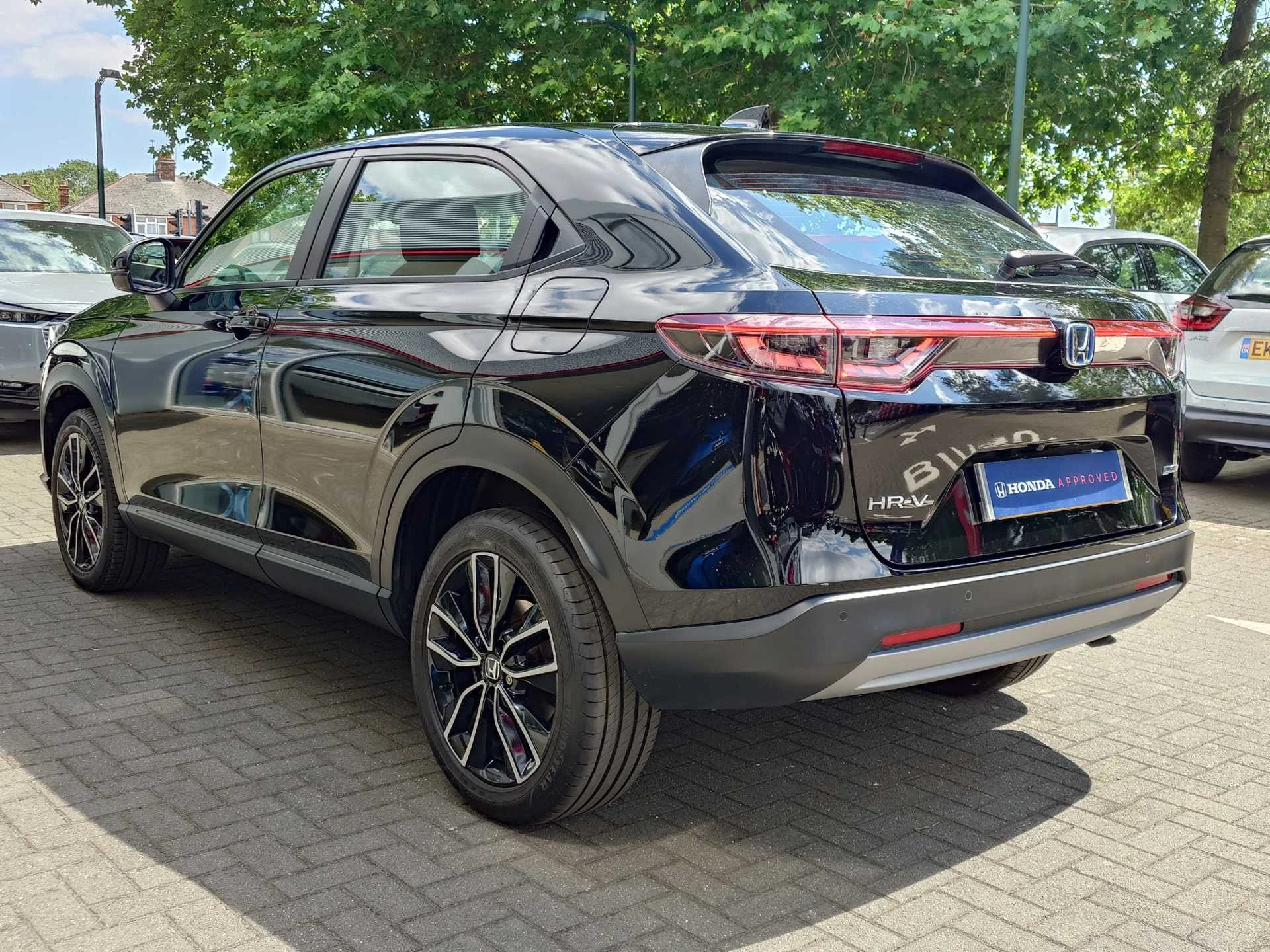 Vehicle image 3