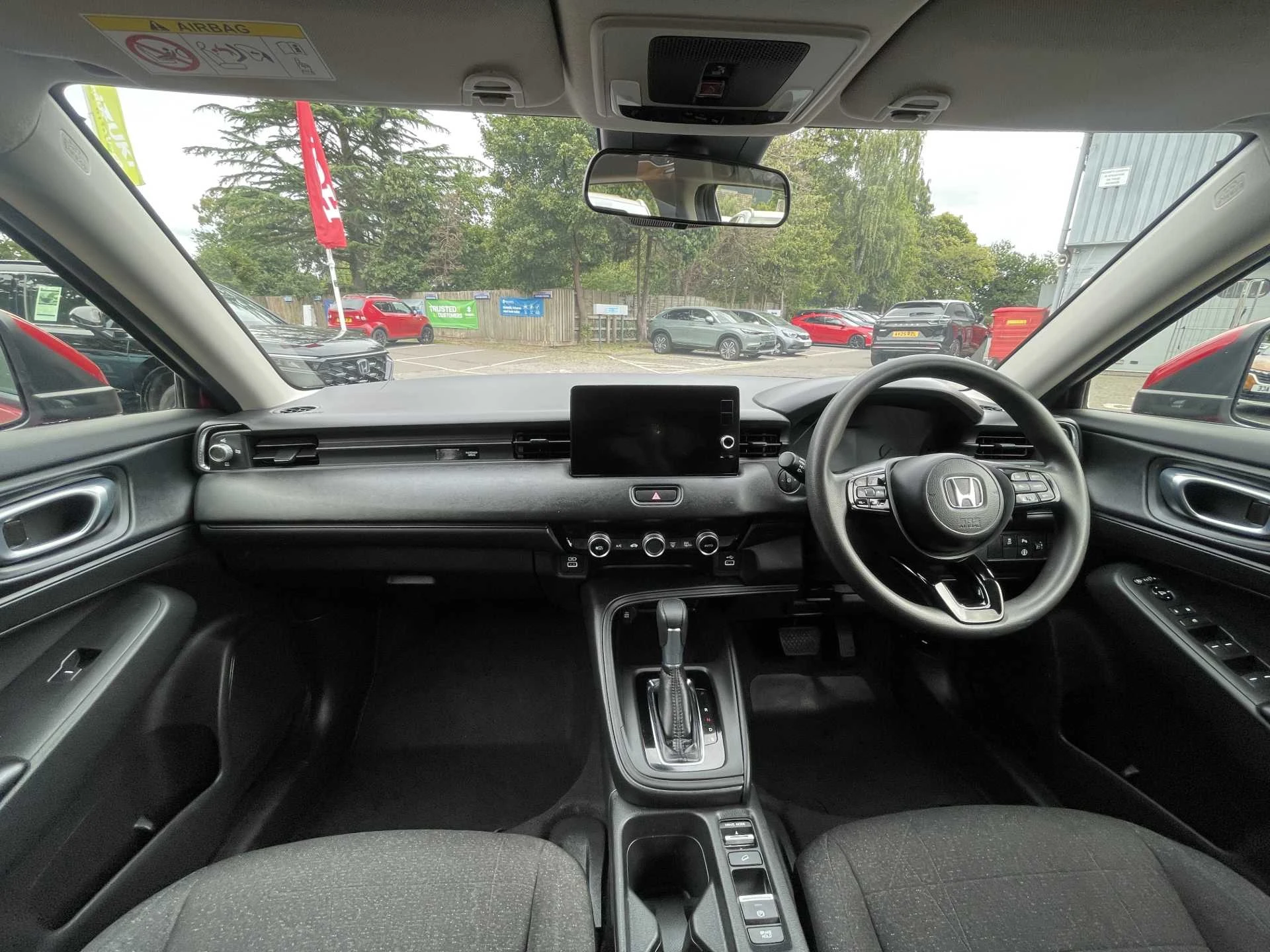 Vehicle image 4
