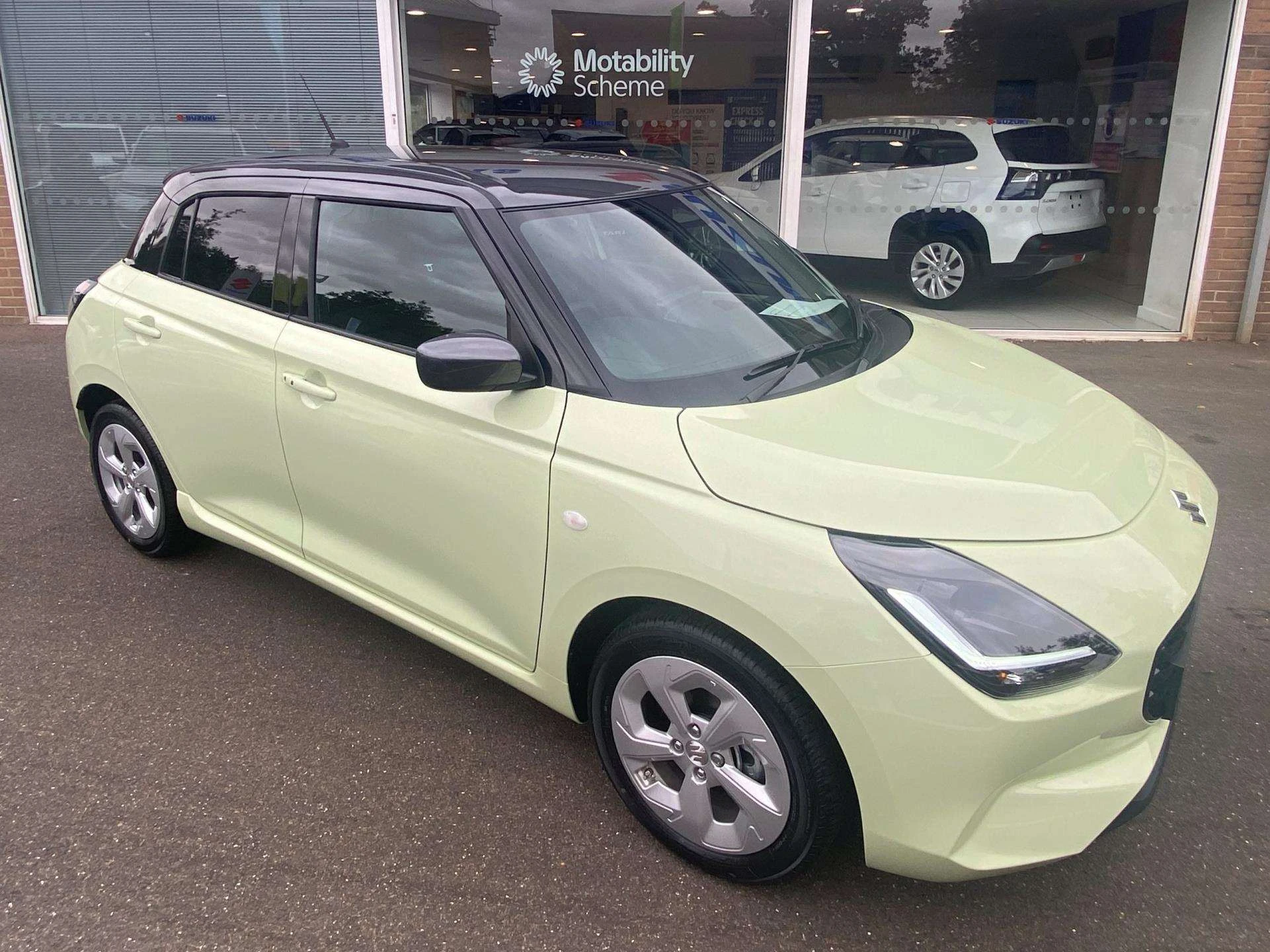 Vehicle image 1