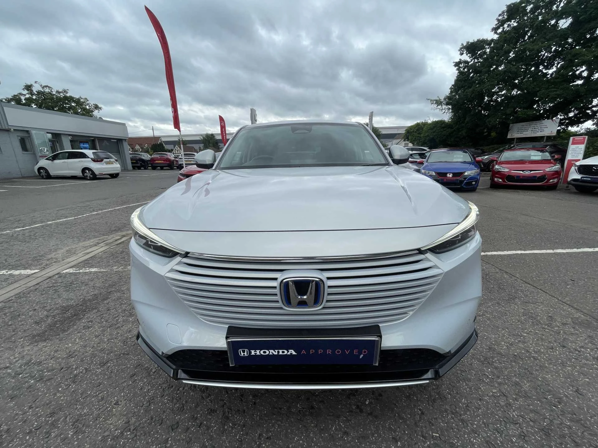 Vehicle image 6