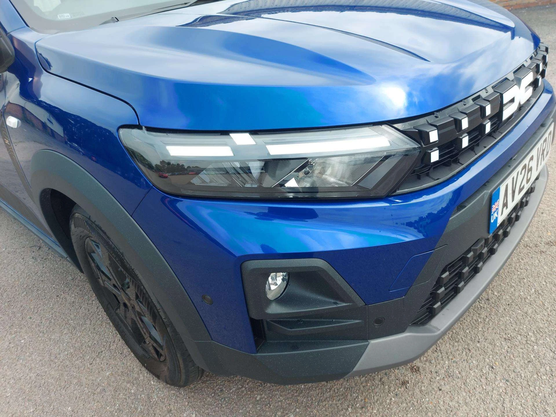 Vehicle image 7