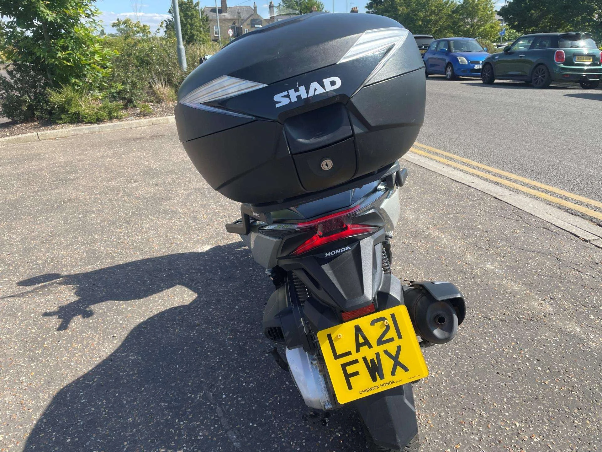 Vehicle image 4