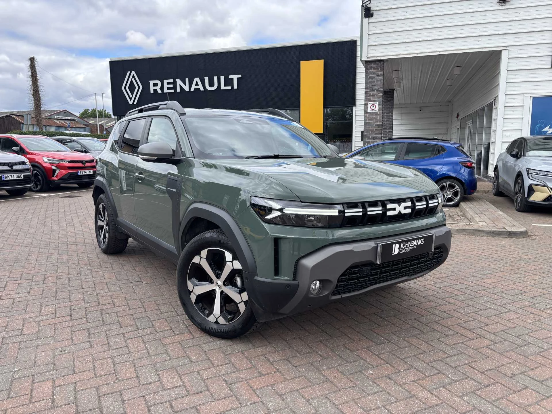 Vehicle image 1
