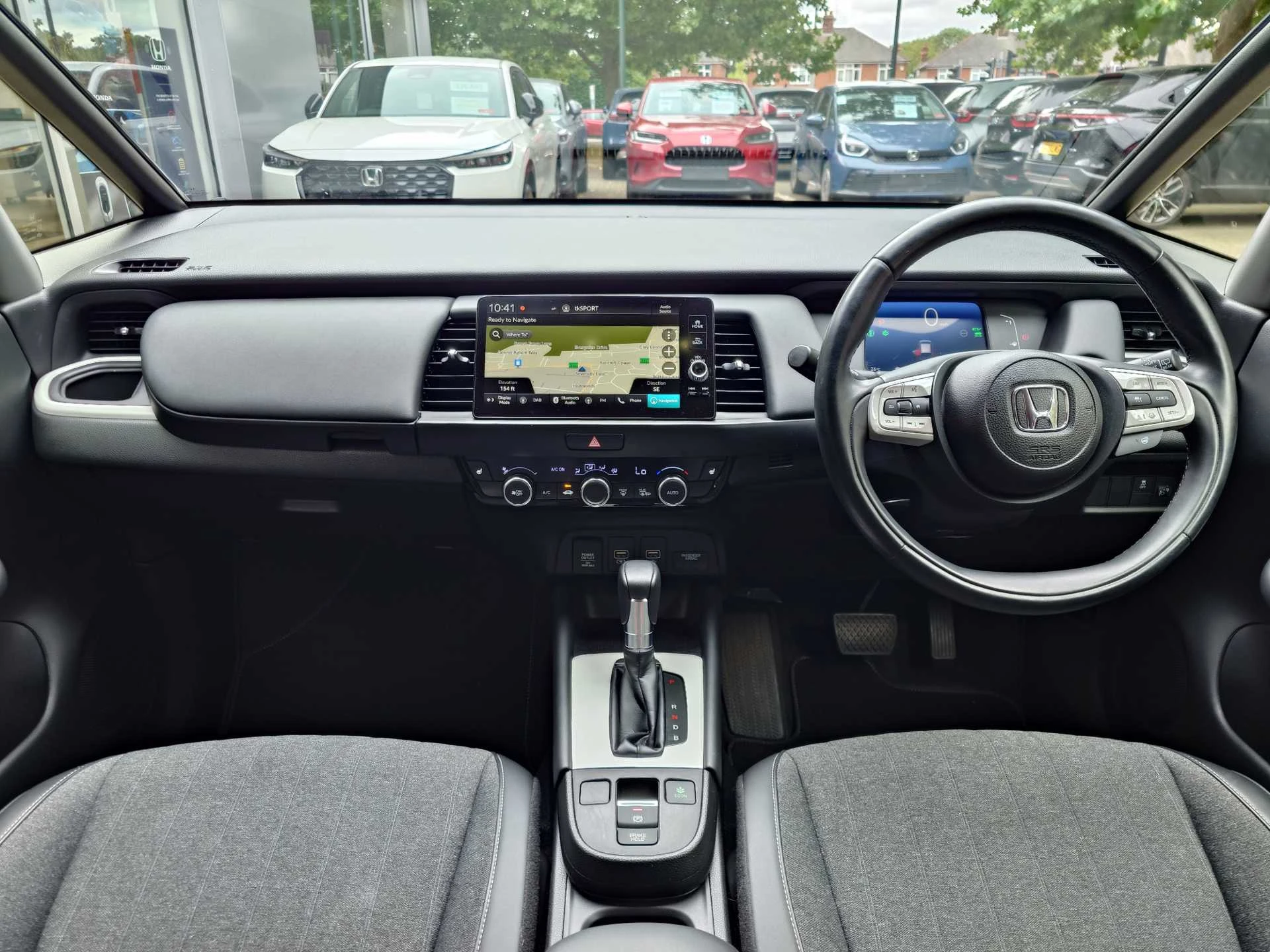 Vehicle image 4