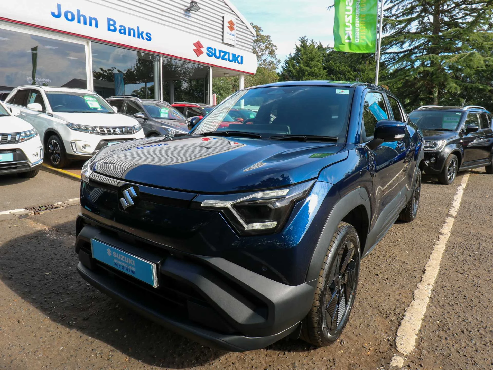 Vehicle image 6