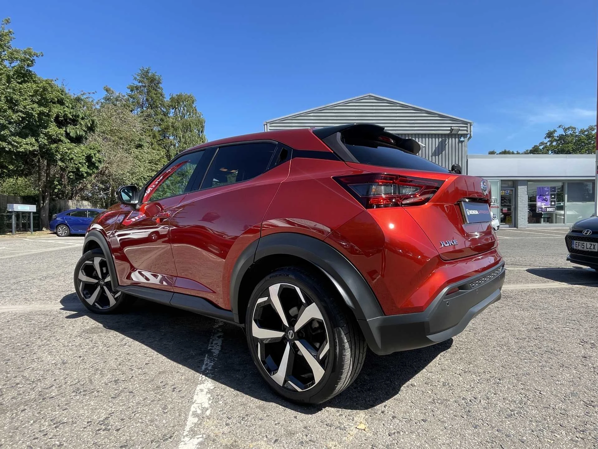 Vehicle image 3