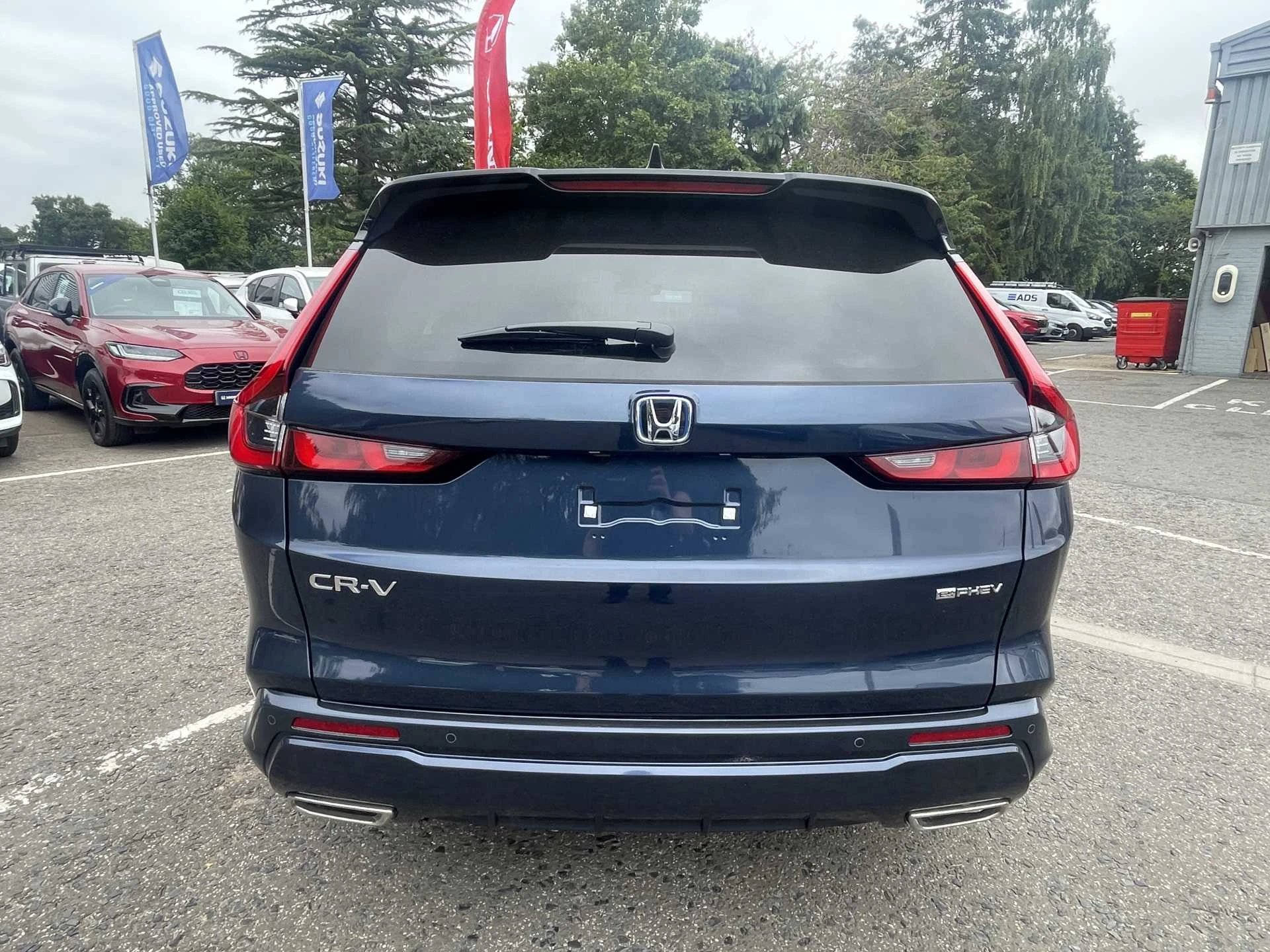 Vehicle image 7
