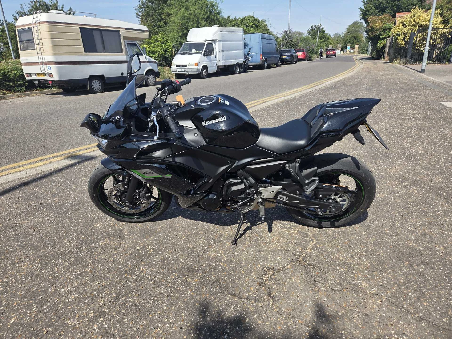 Vehicle image 6