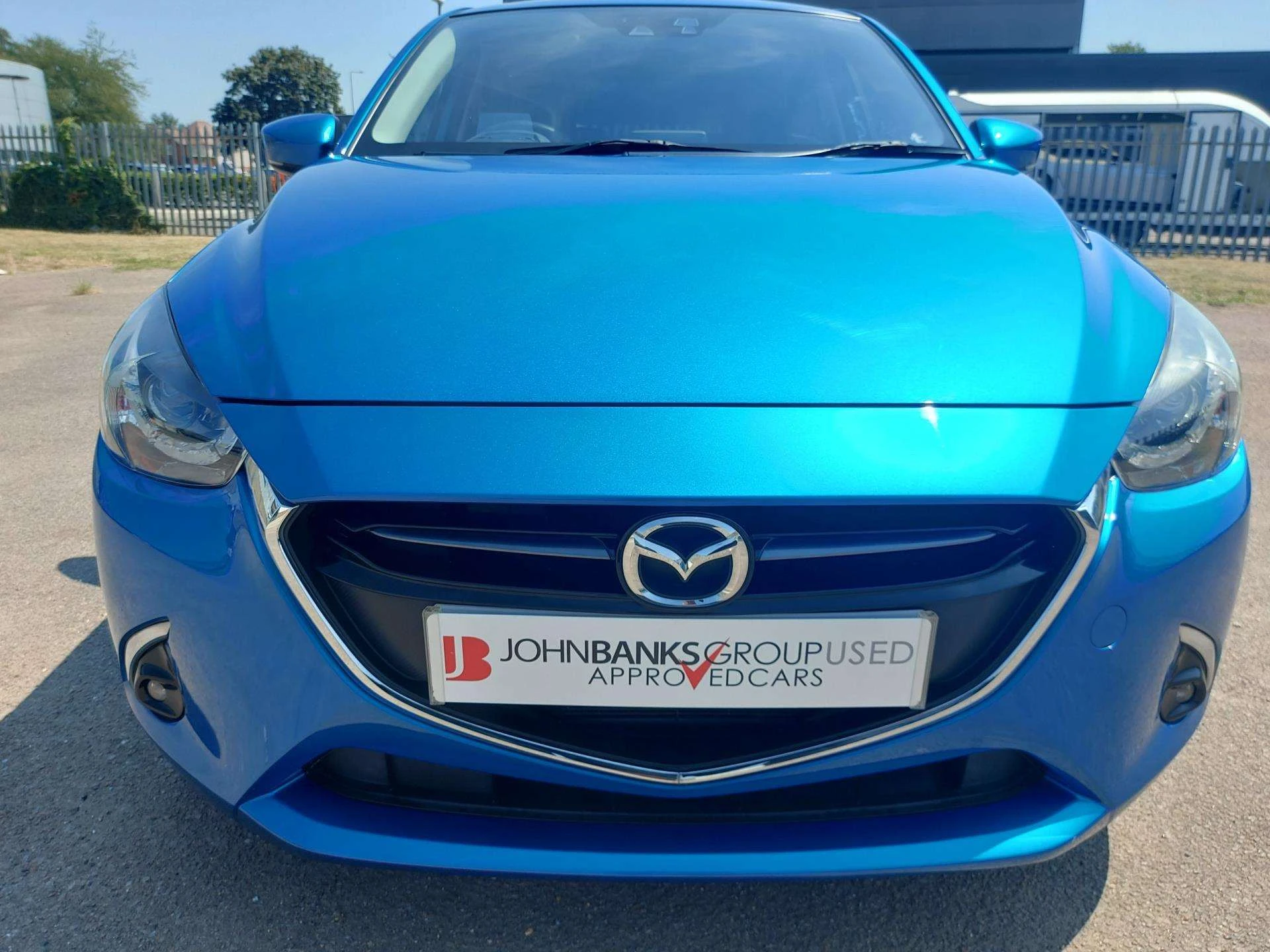Vehicle image 6