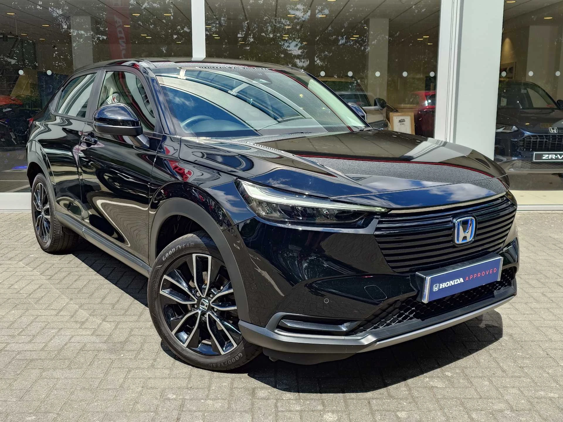 Vehicle image 1