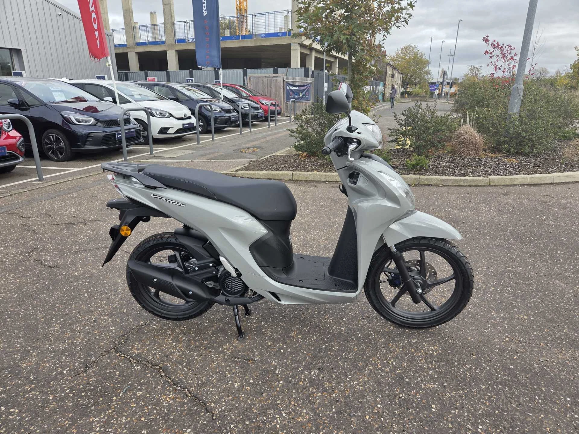 Vehicle image 2