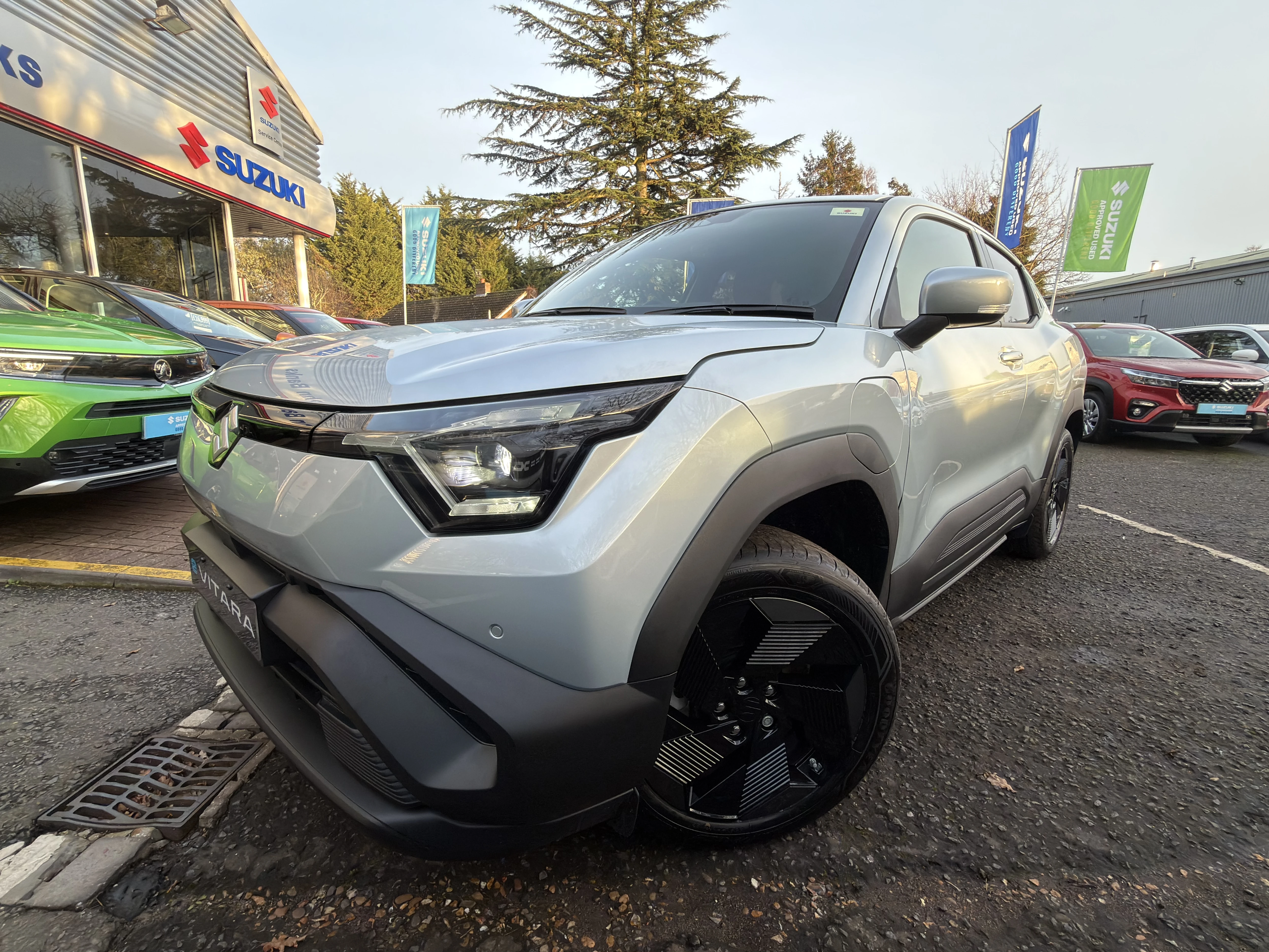 Vehicle image 3