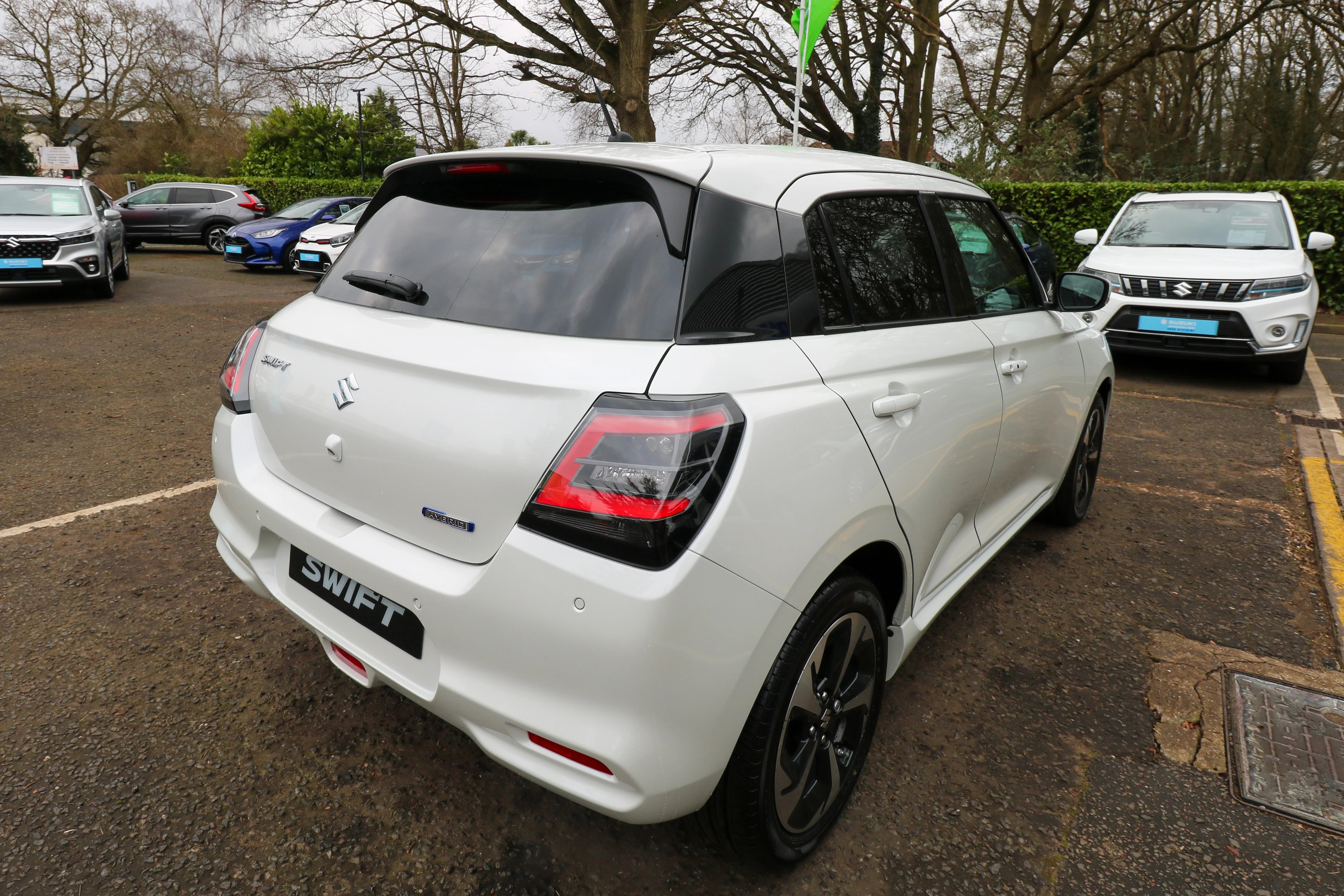 Vehicle image 7