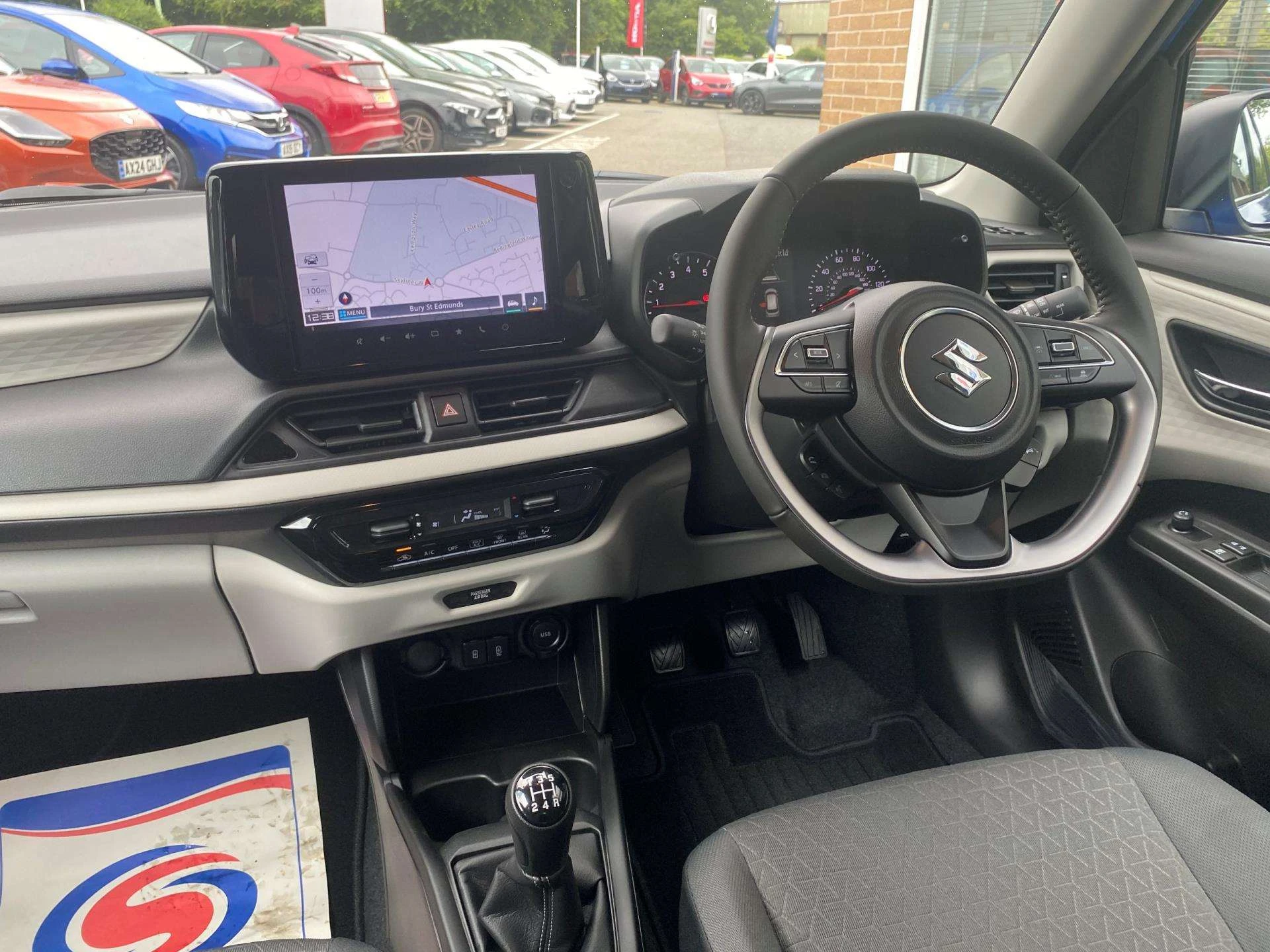 Vehicle image 5