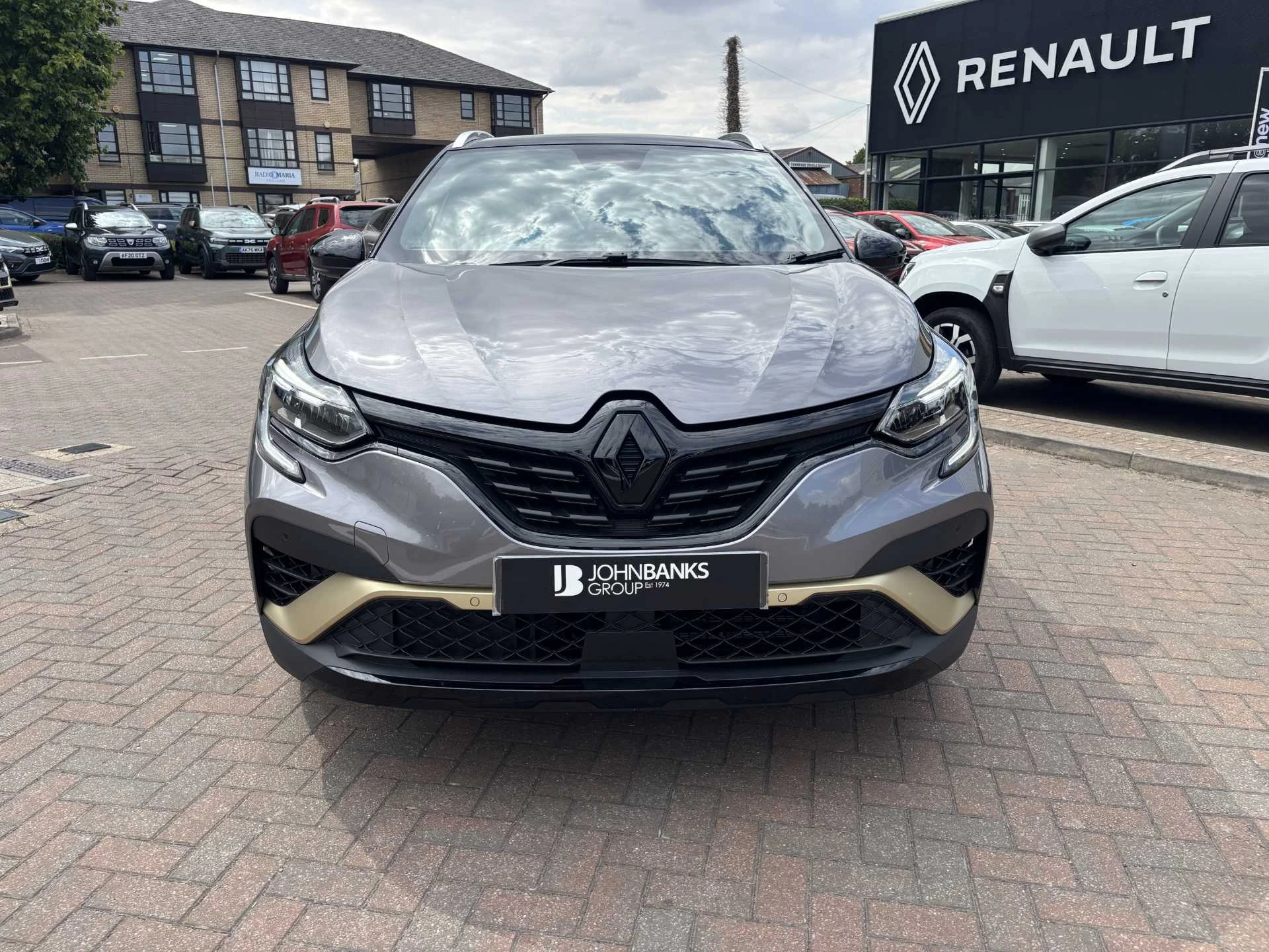 Vehicle image 2
