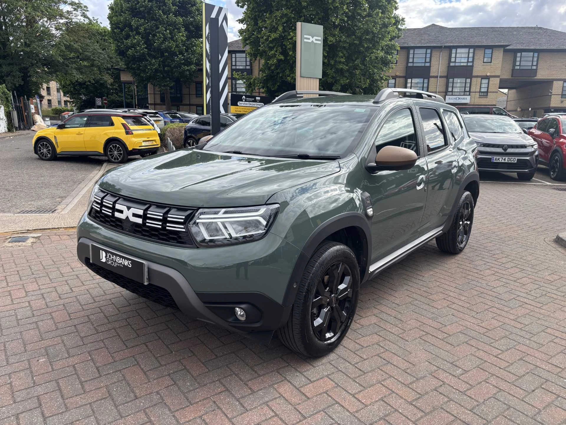 Vehicle image 7