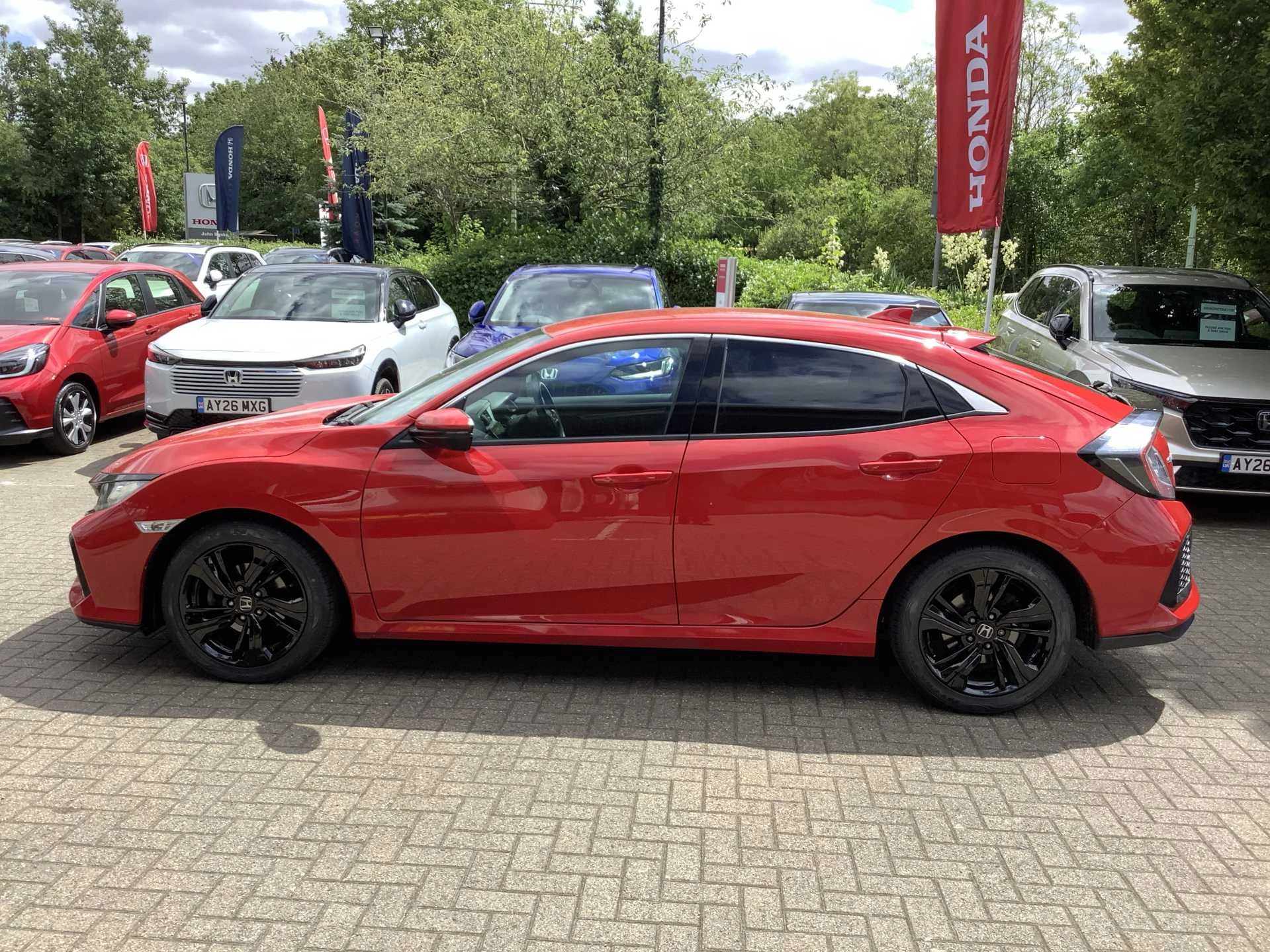 Vehicle image 4
