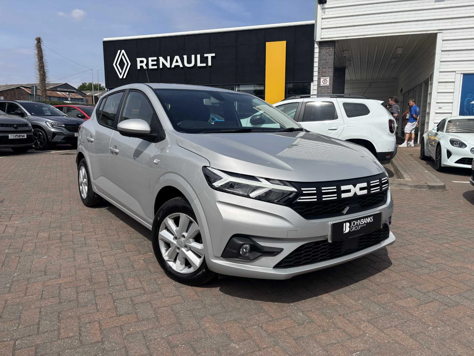 Vehicle image 1