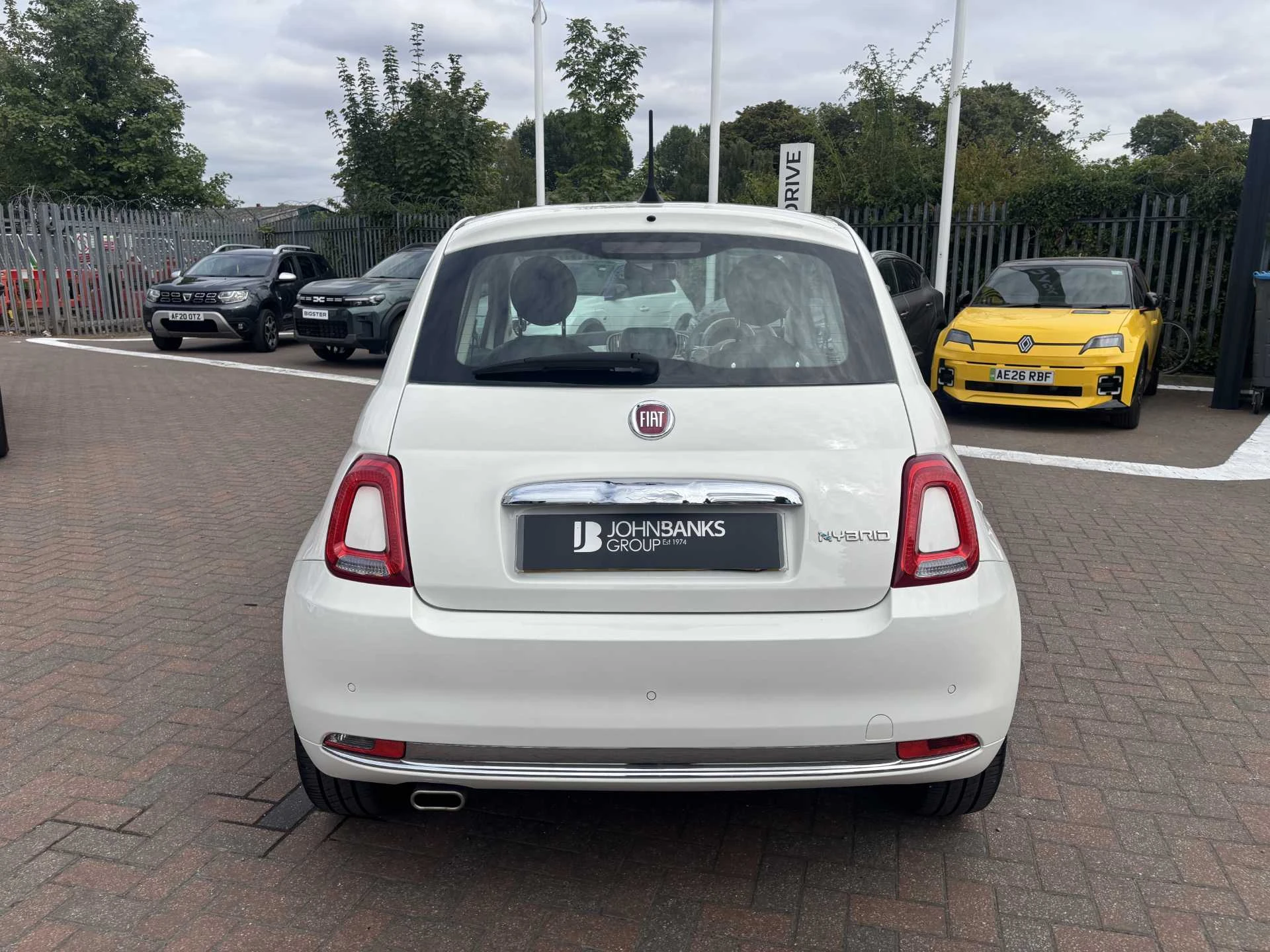 Vehicle image 3