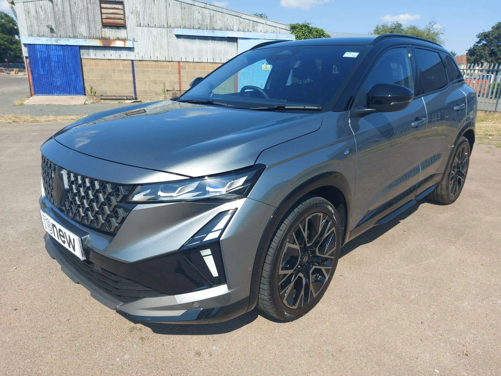 Vehicle image 3