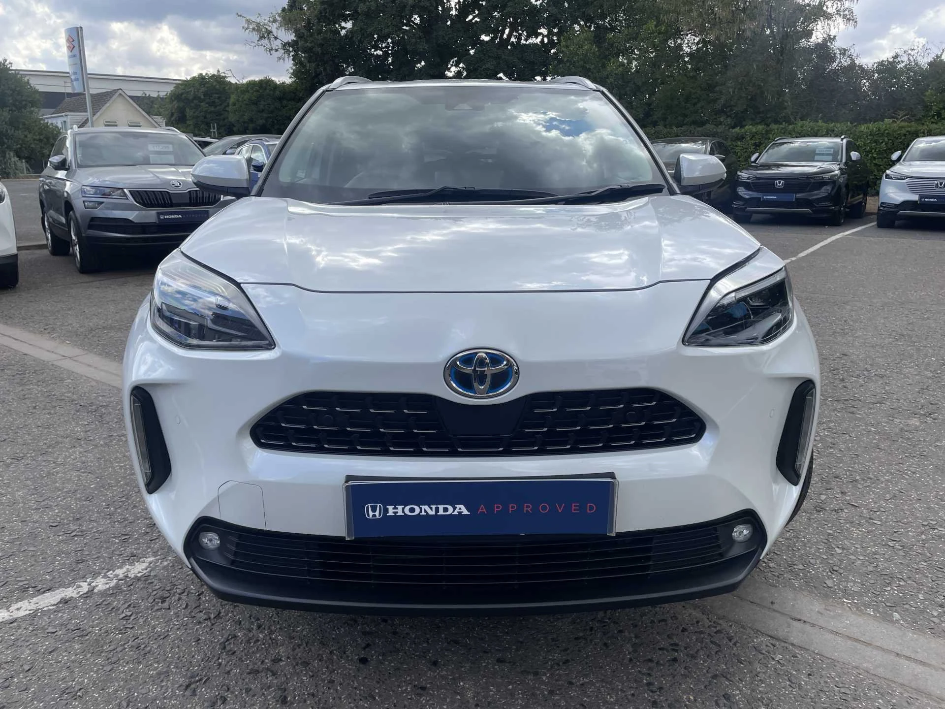 Vehicle image 6