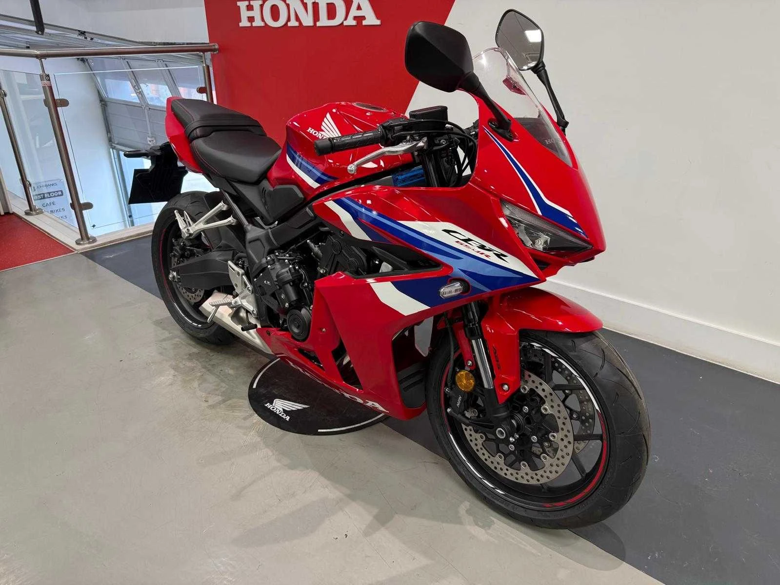 Vehicle image 2