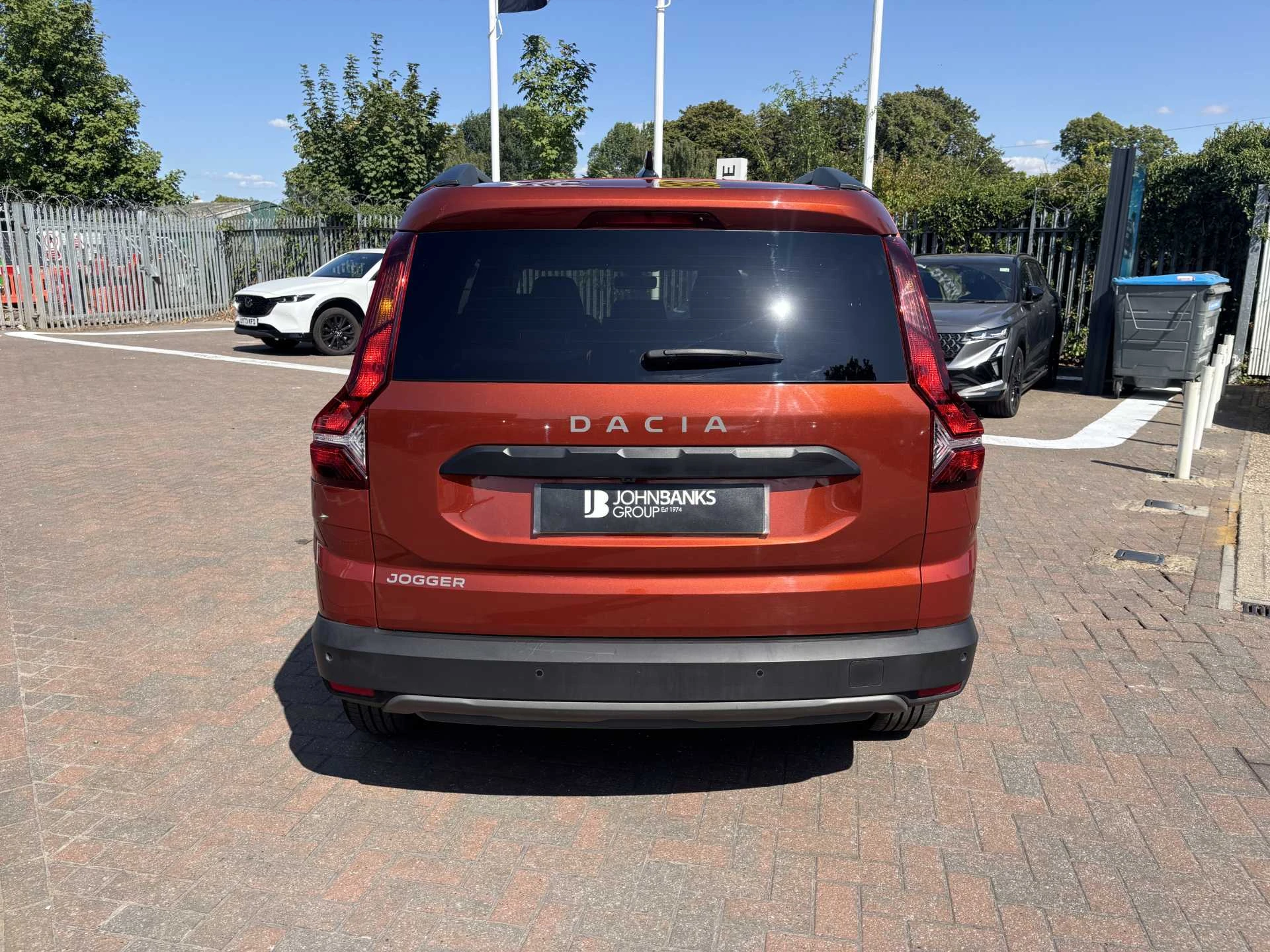 Vehicle image 3