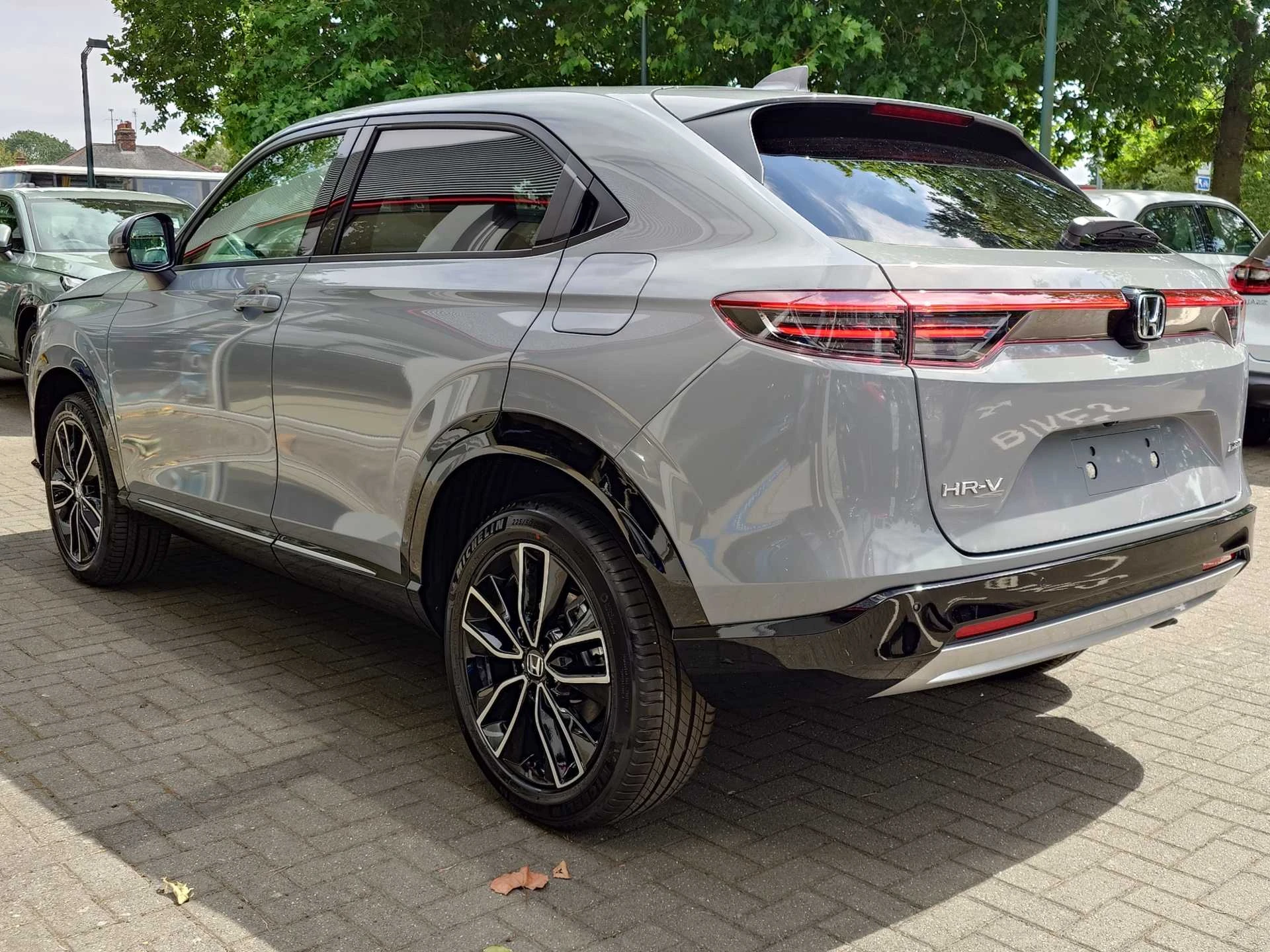 Vehicle image 3