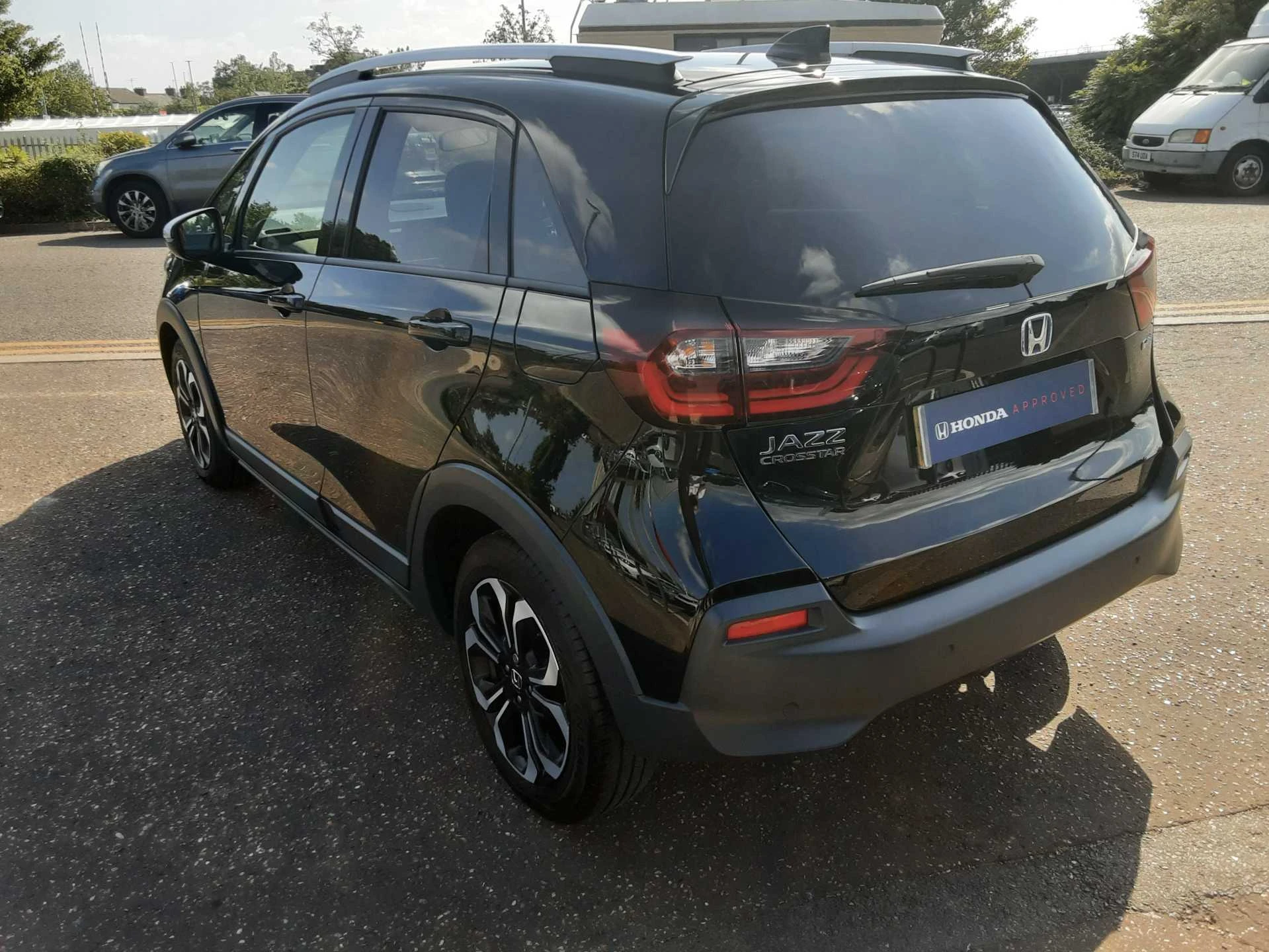 Vehicle image 7