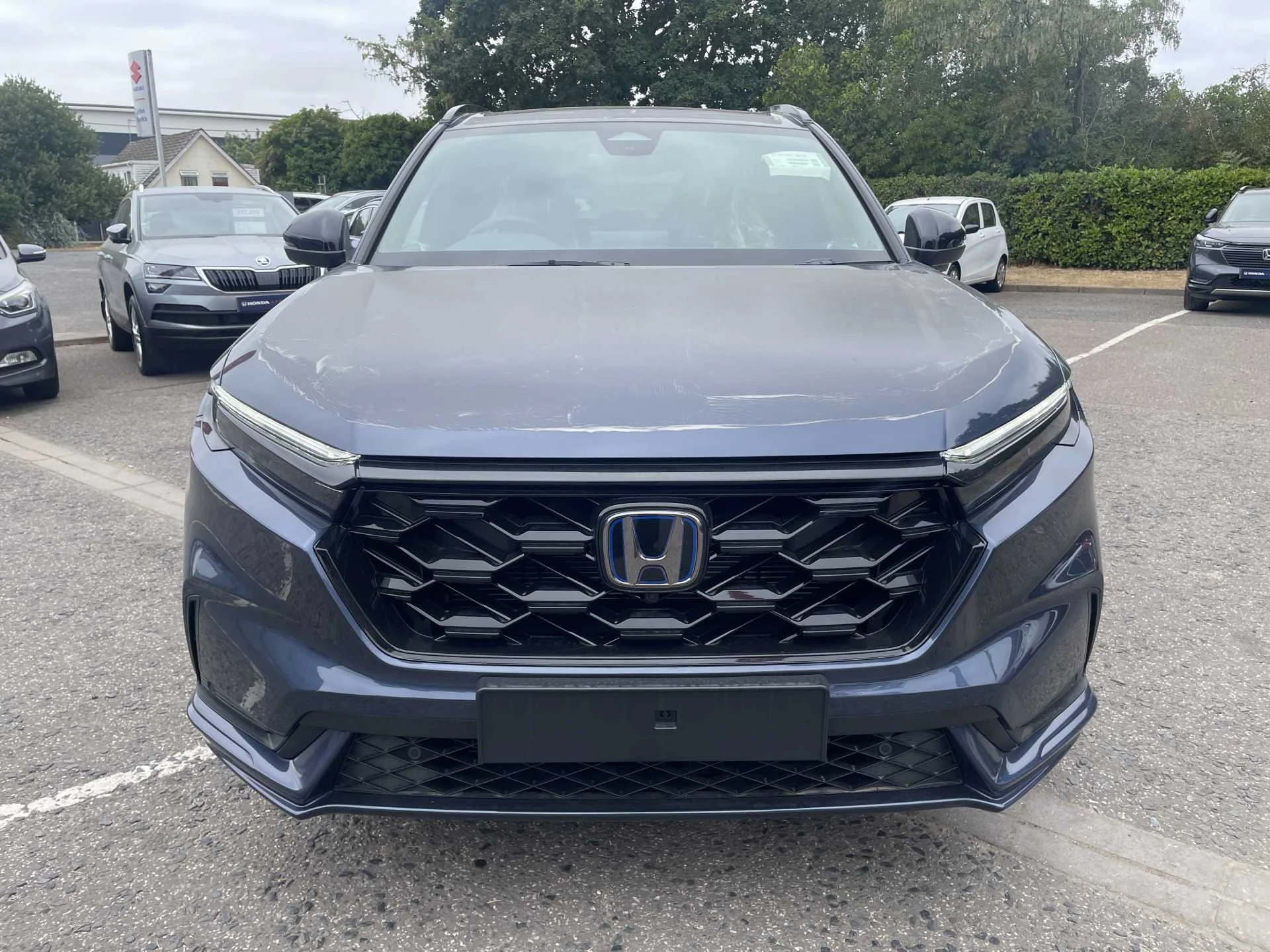 Vehicle image 6