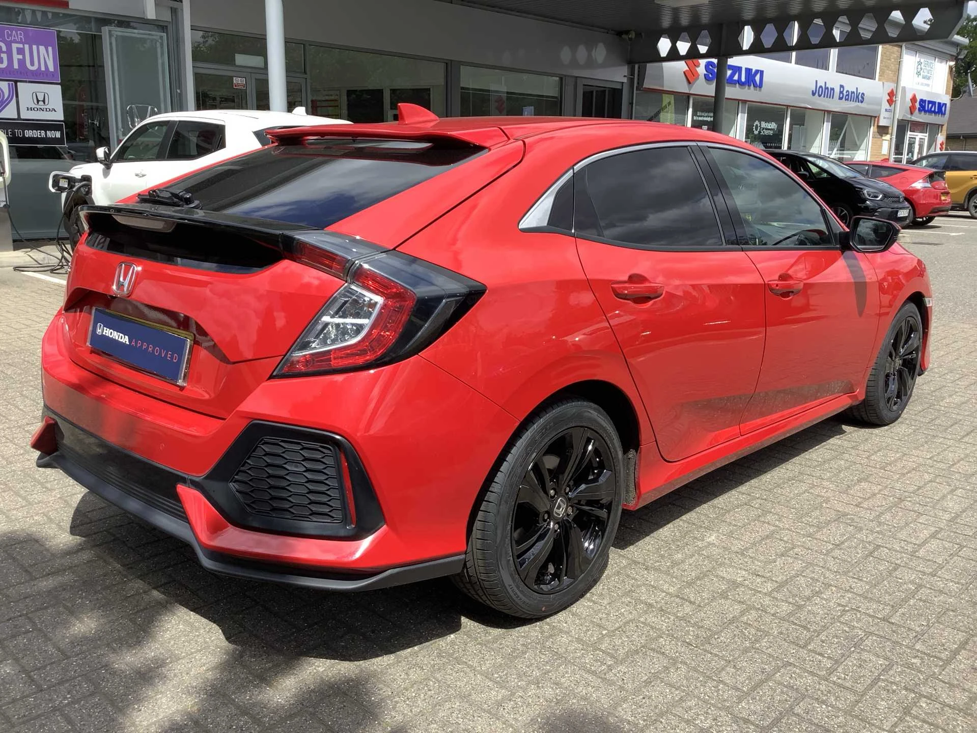 Vehicle image 7