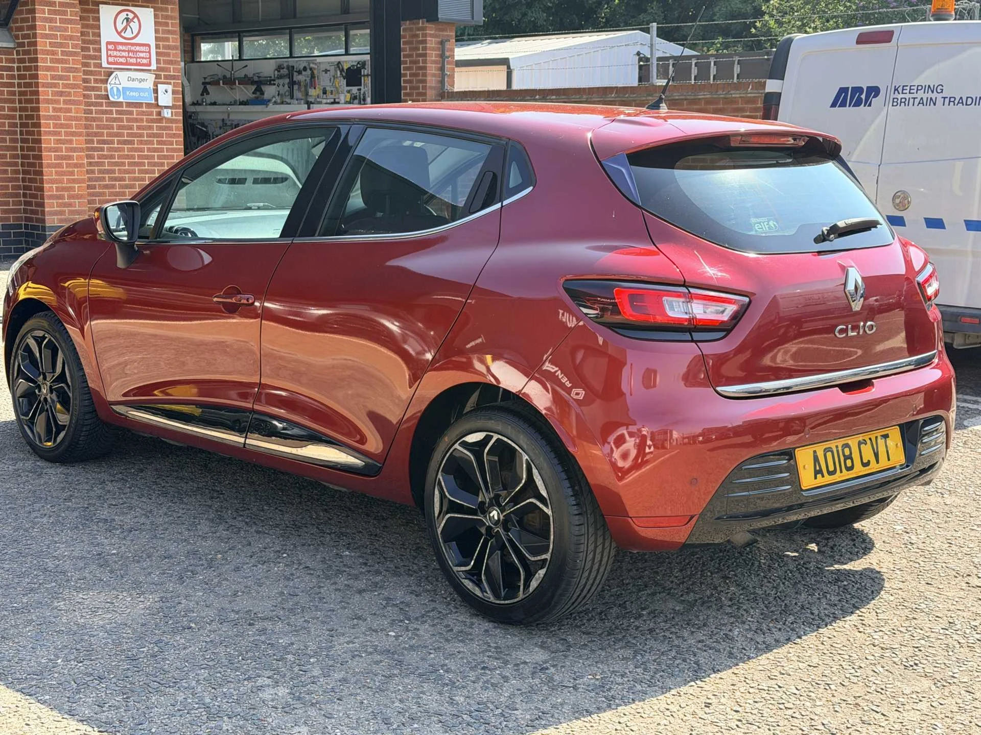 Vehicle image 3