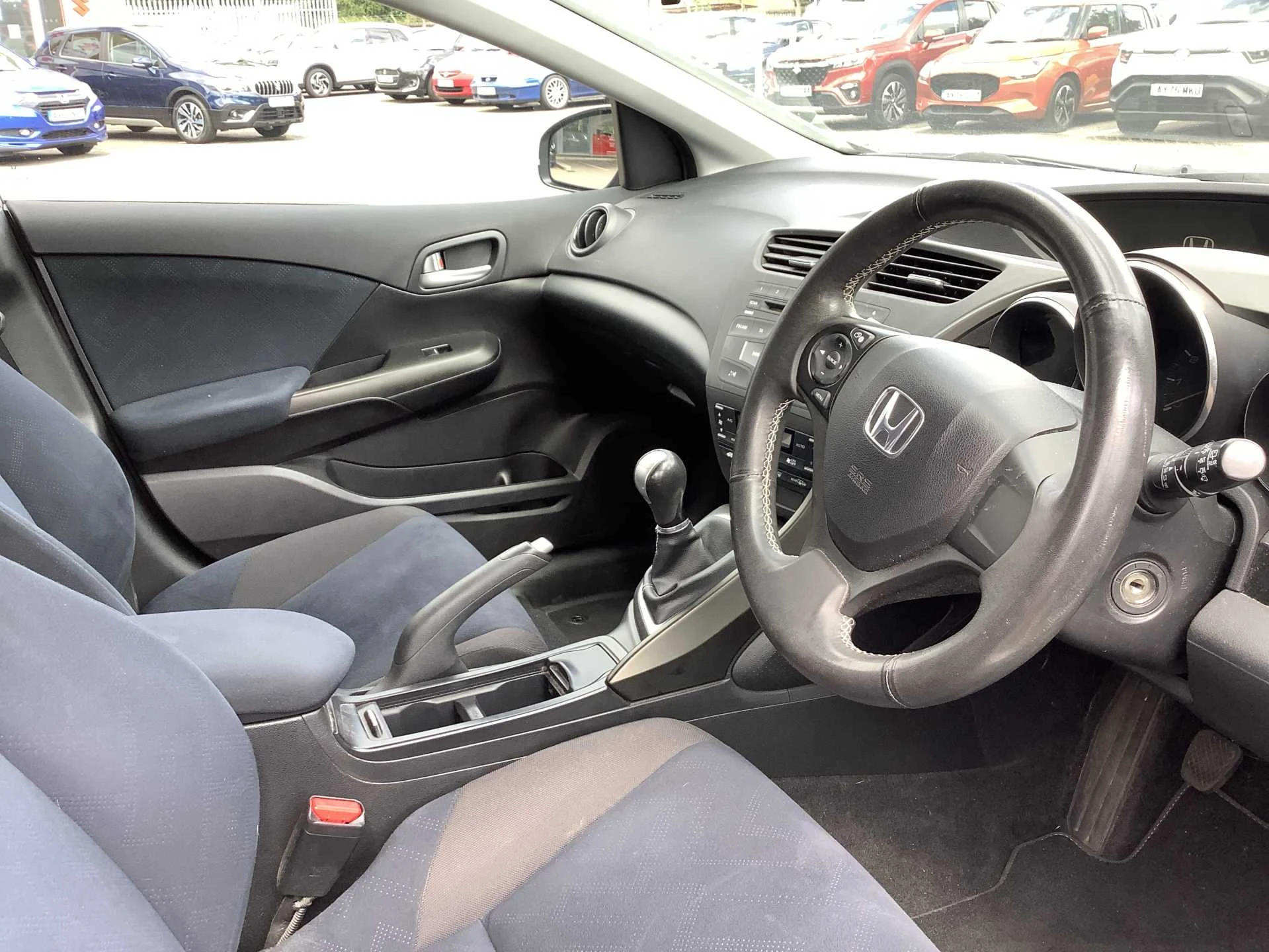 Vehicle image 7