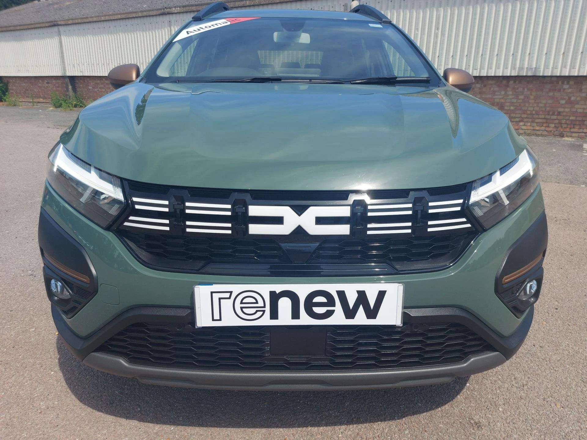 Vehicle image 6