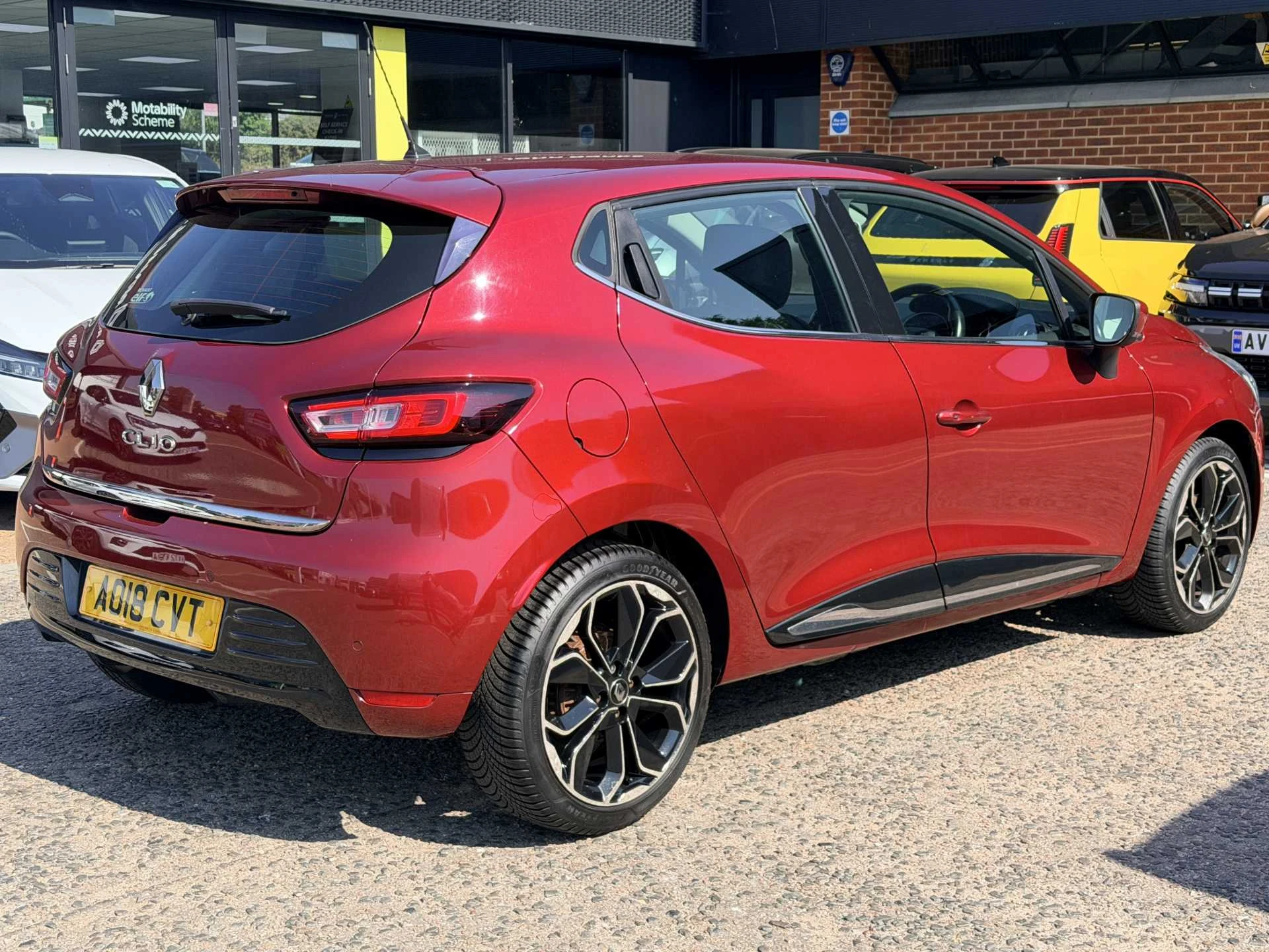 Vehicle image 4